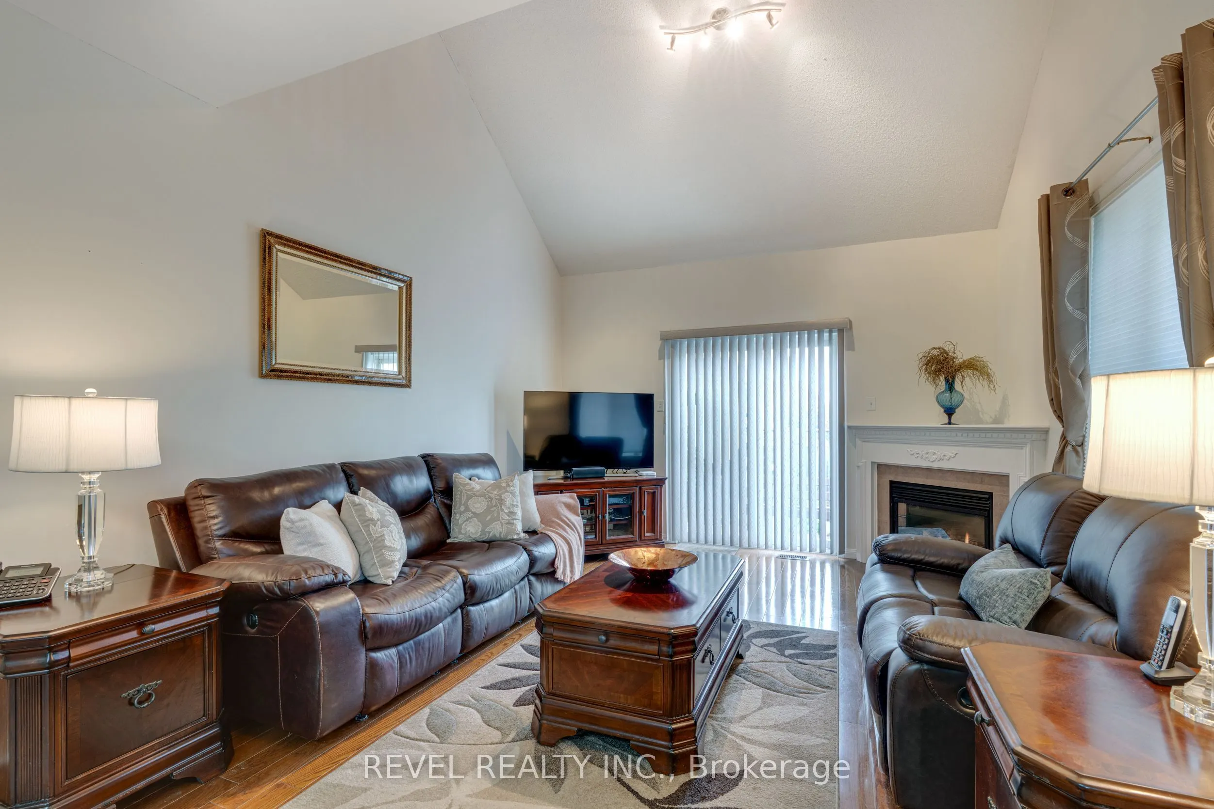 71 Livingston Road