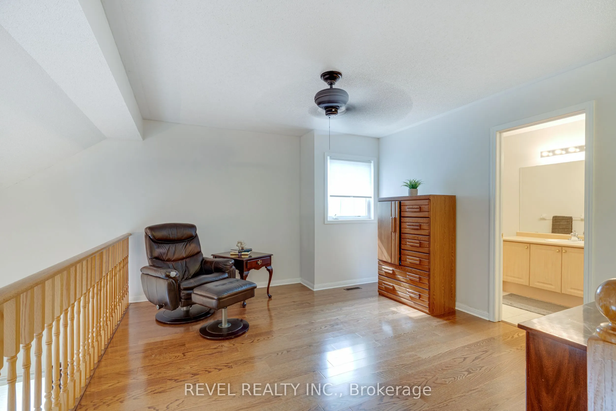 71 Livingston Road