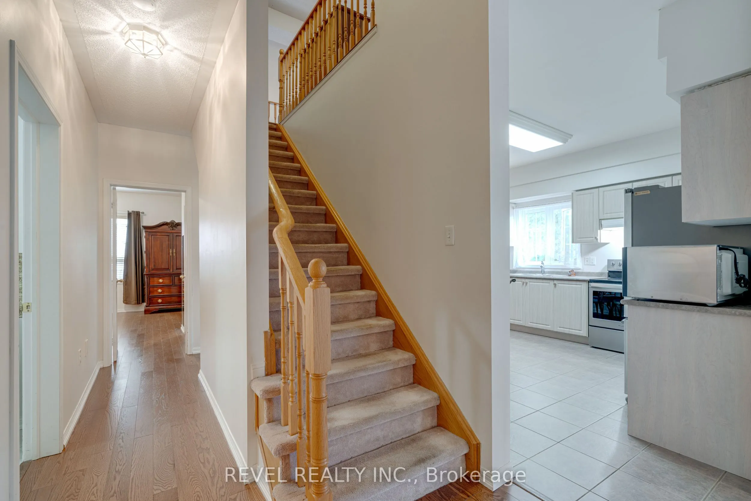 71 Livingston Road