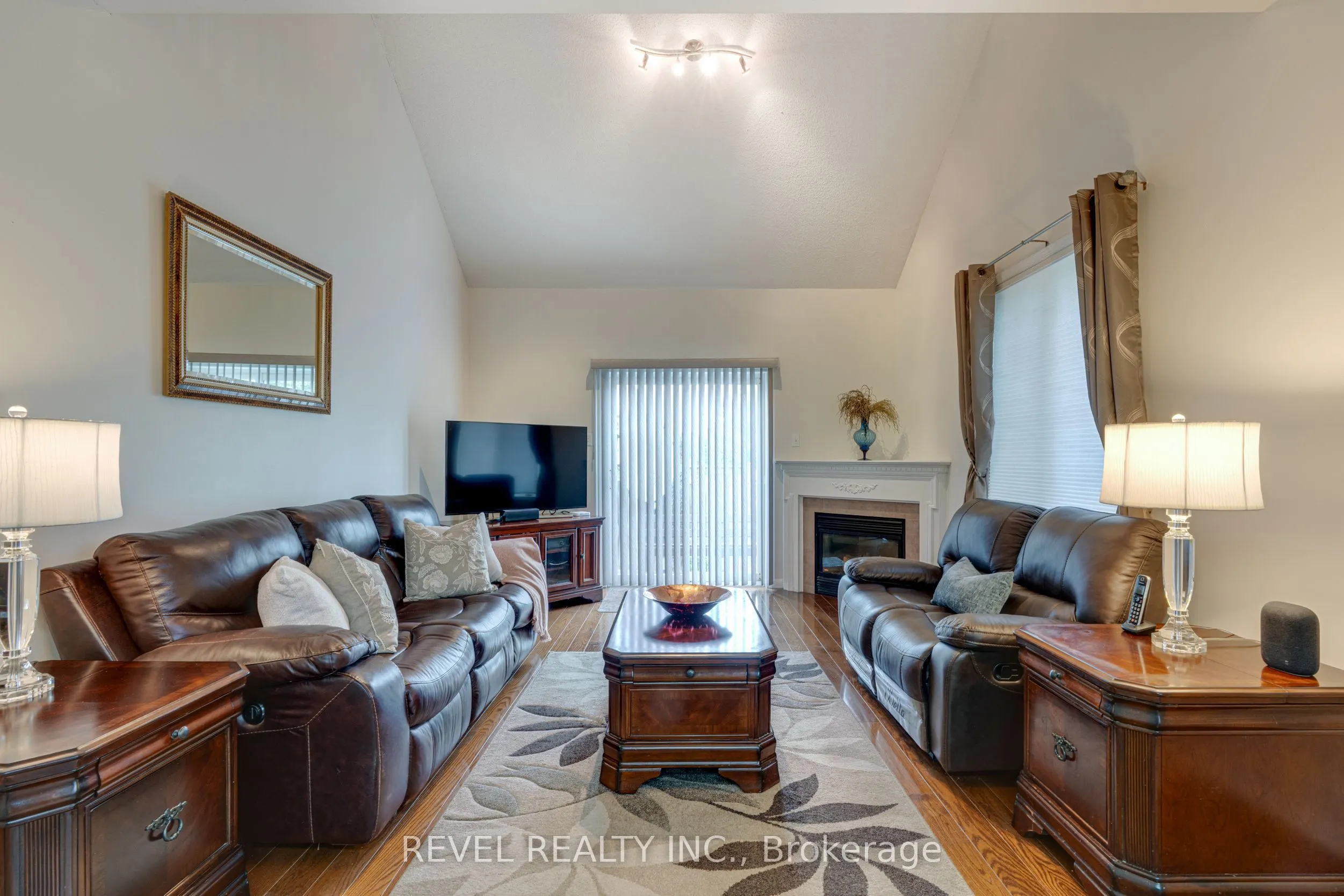 71 Livingston Road