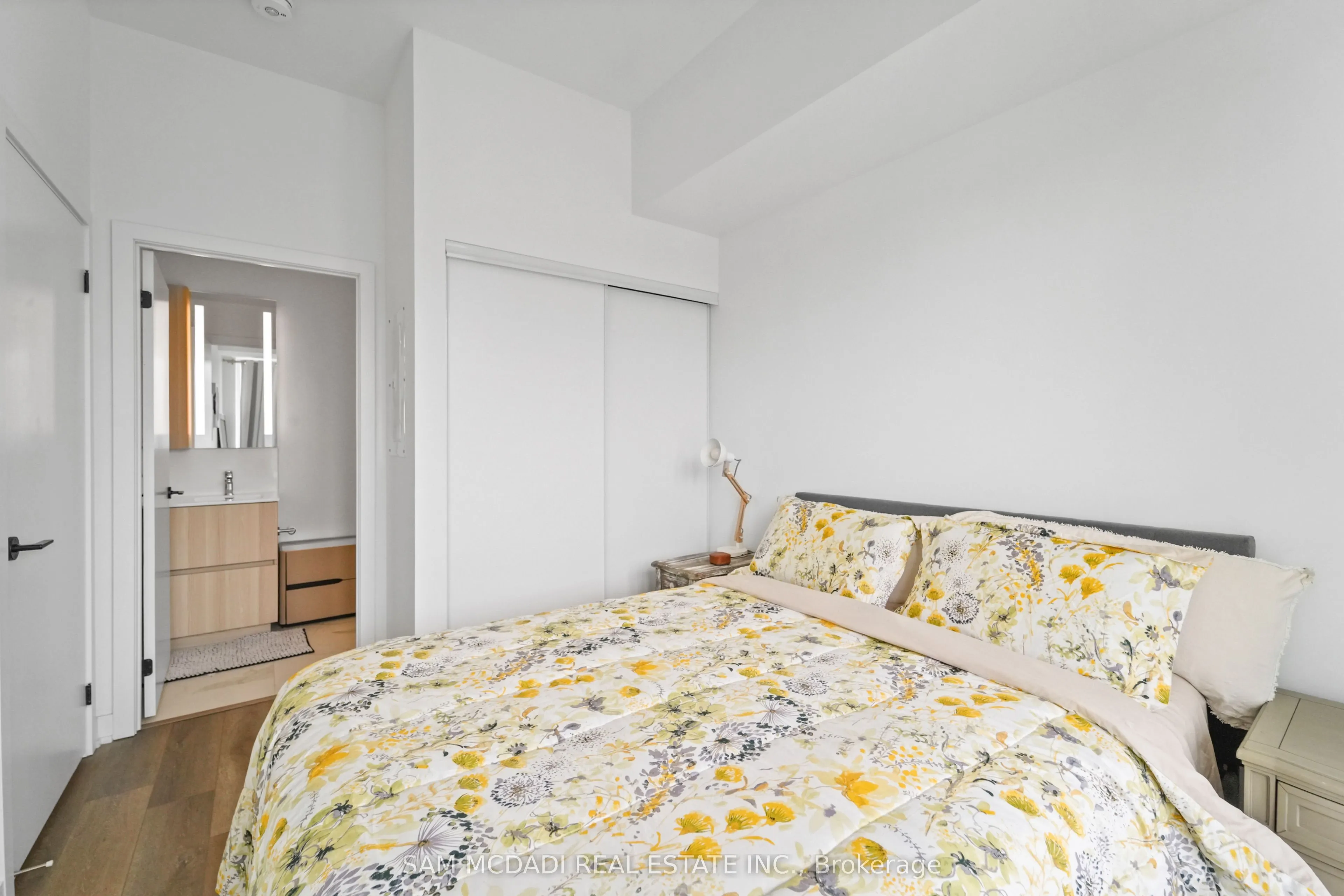 220 Missinnihe Way #304