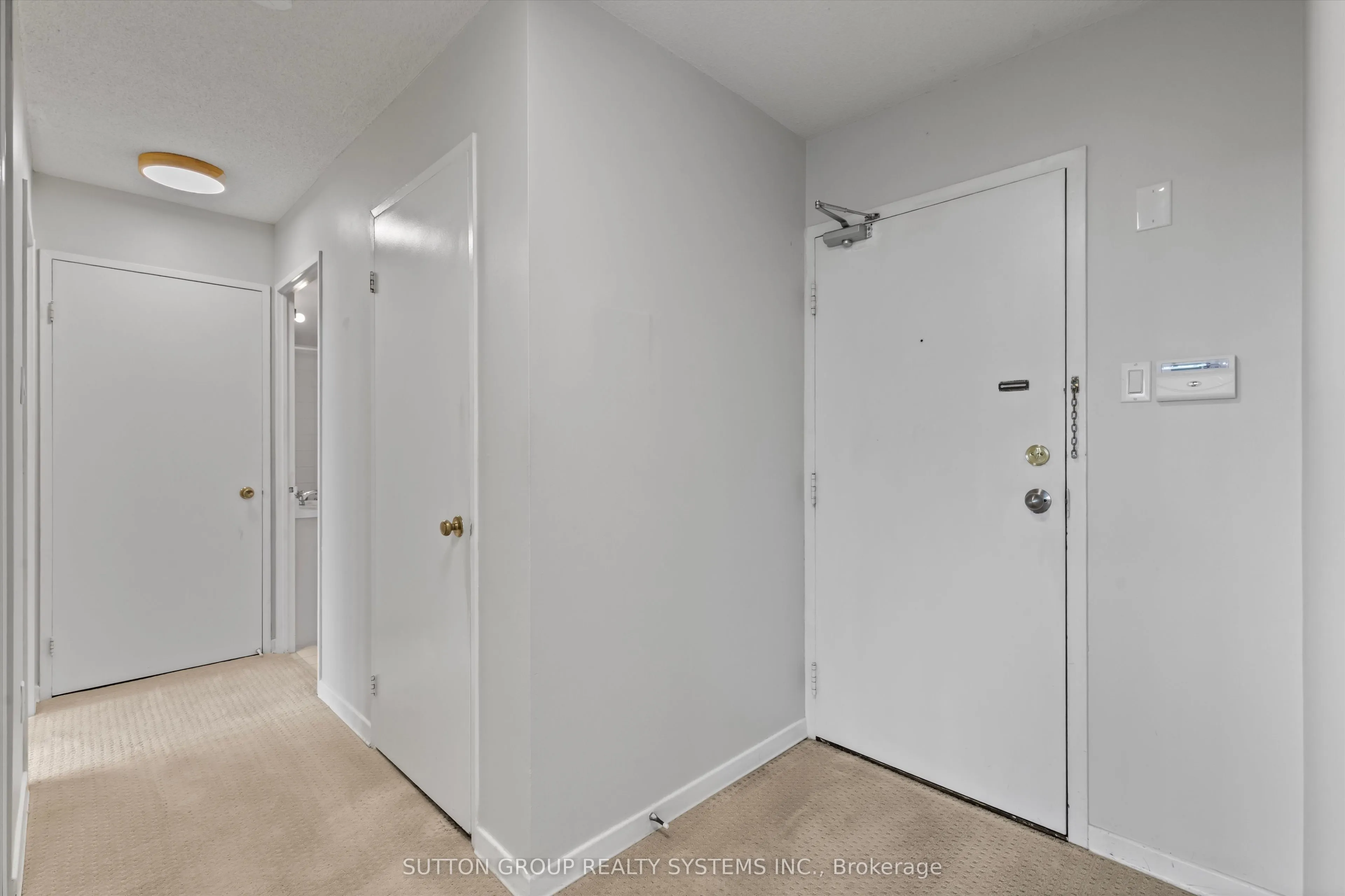 26 Hanover Road #609
