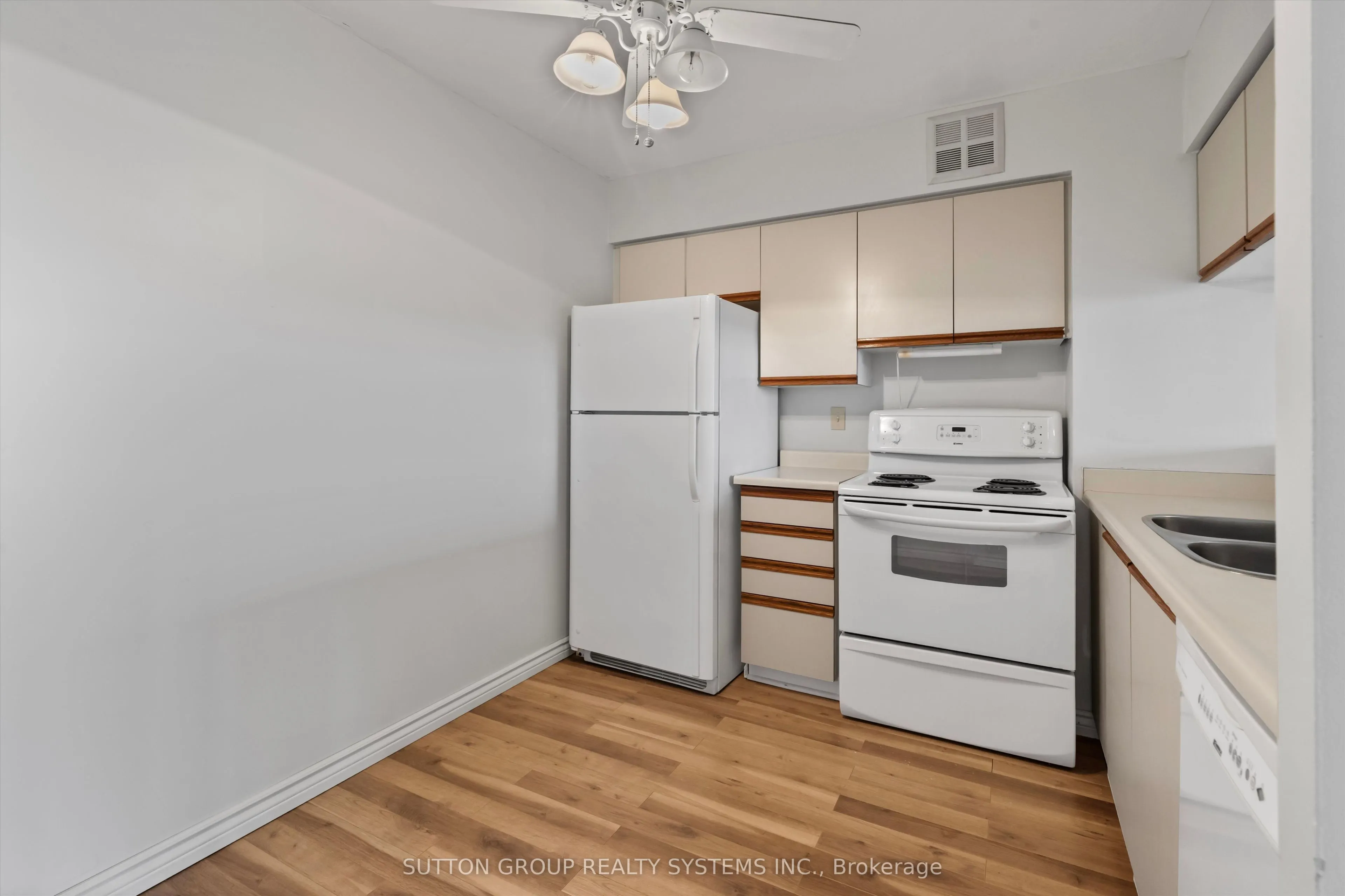 26 Hanover Road #609