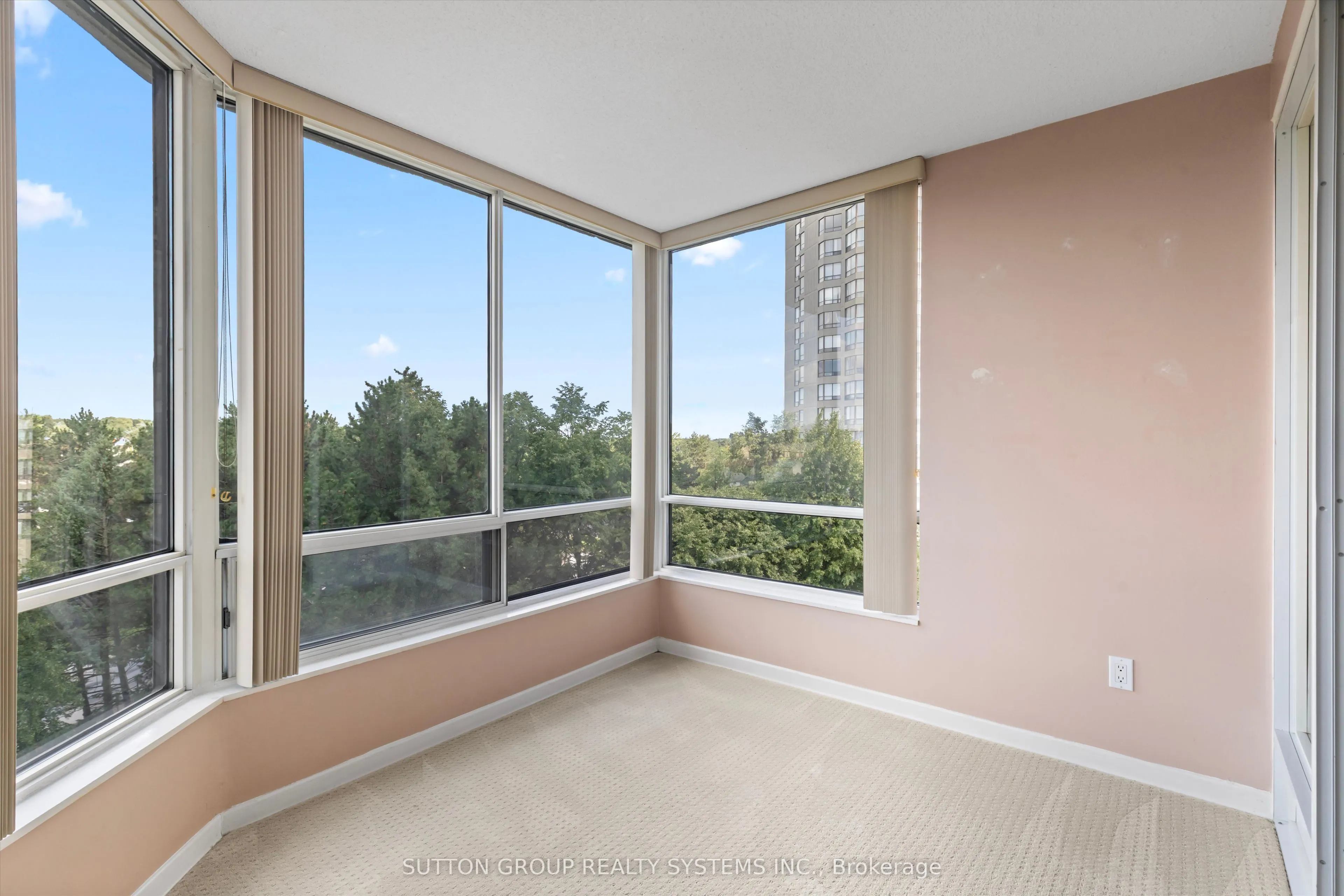 26 Hanover Road #609
