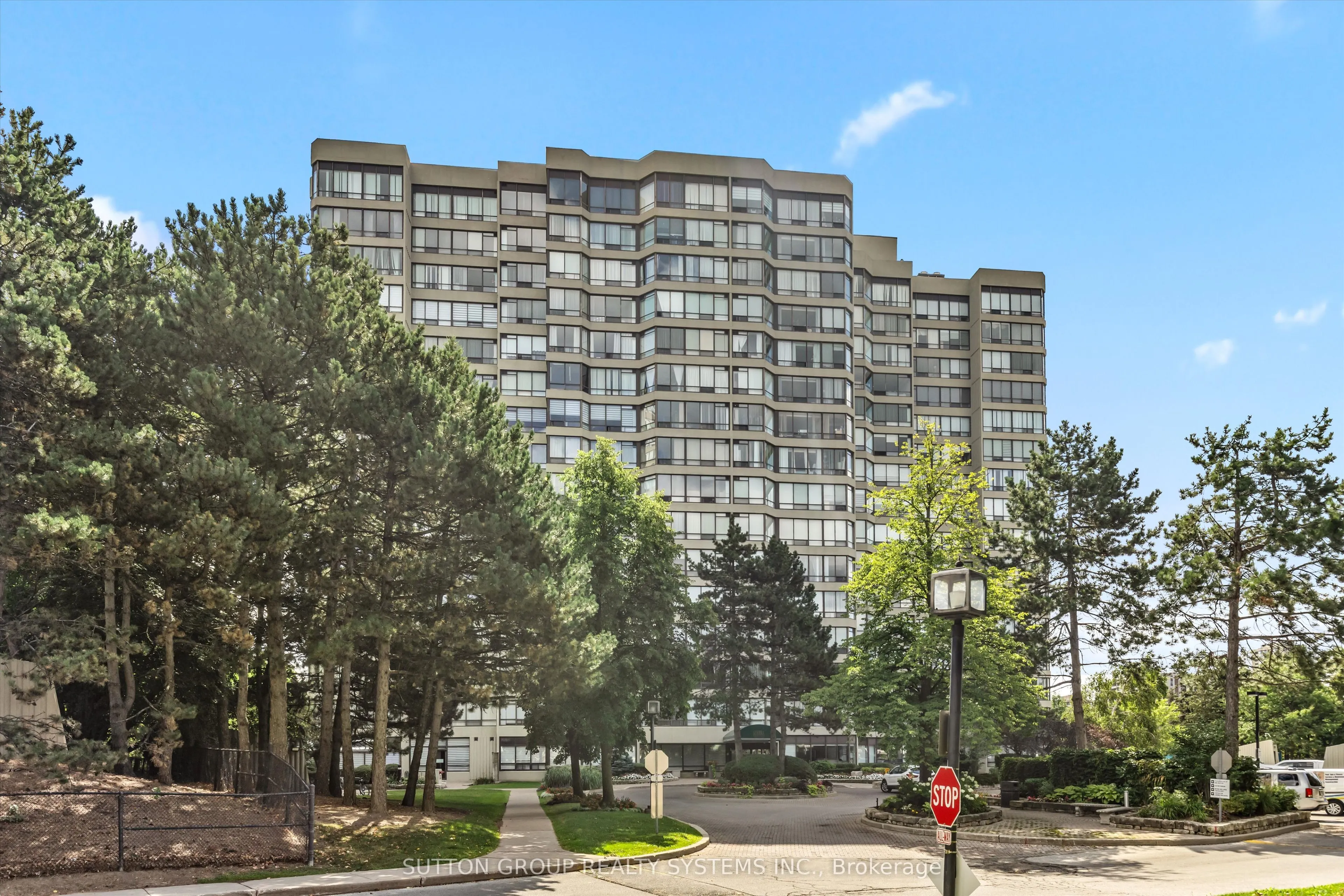 26 Hanover Road #609