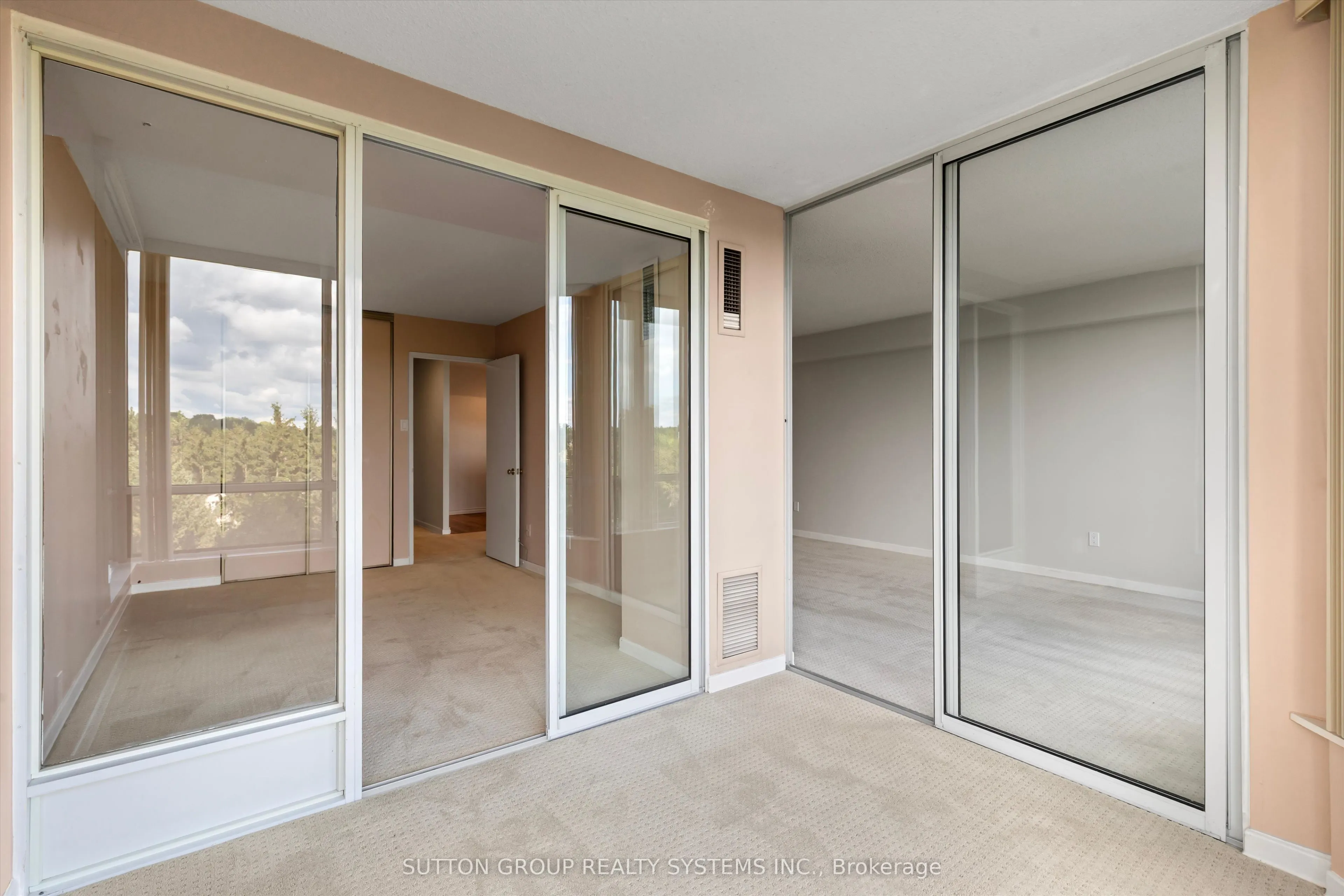 26 Hanover Road #609