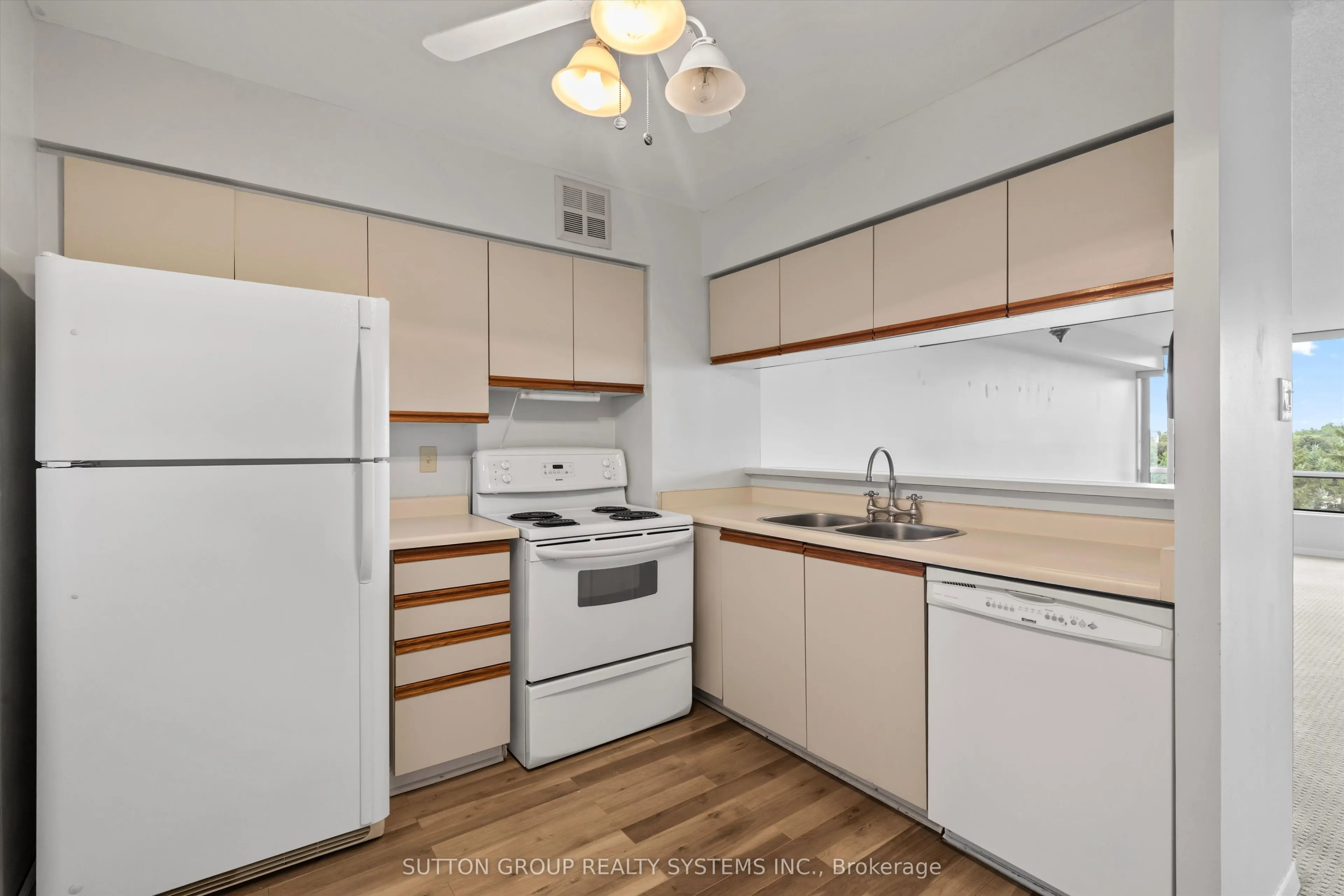 26 Hanover Road #609