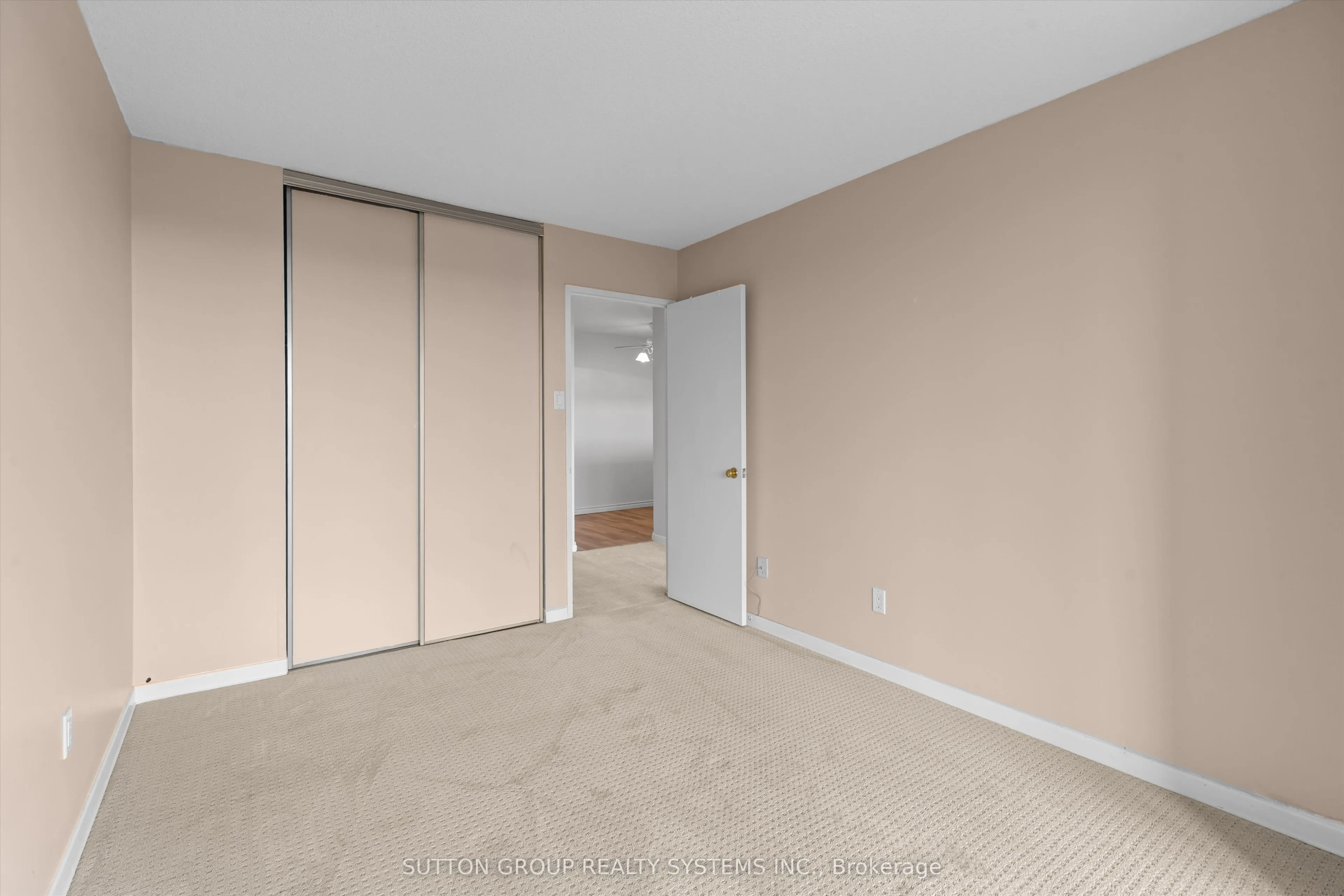 26 Hanover Road #609