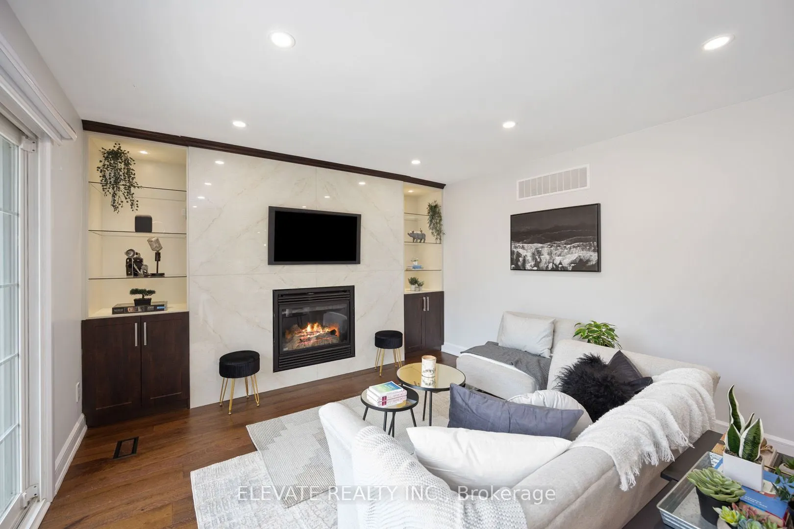 2059 Shawanaga Trail