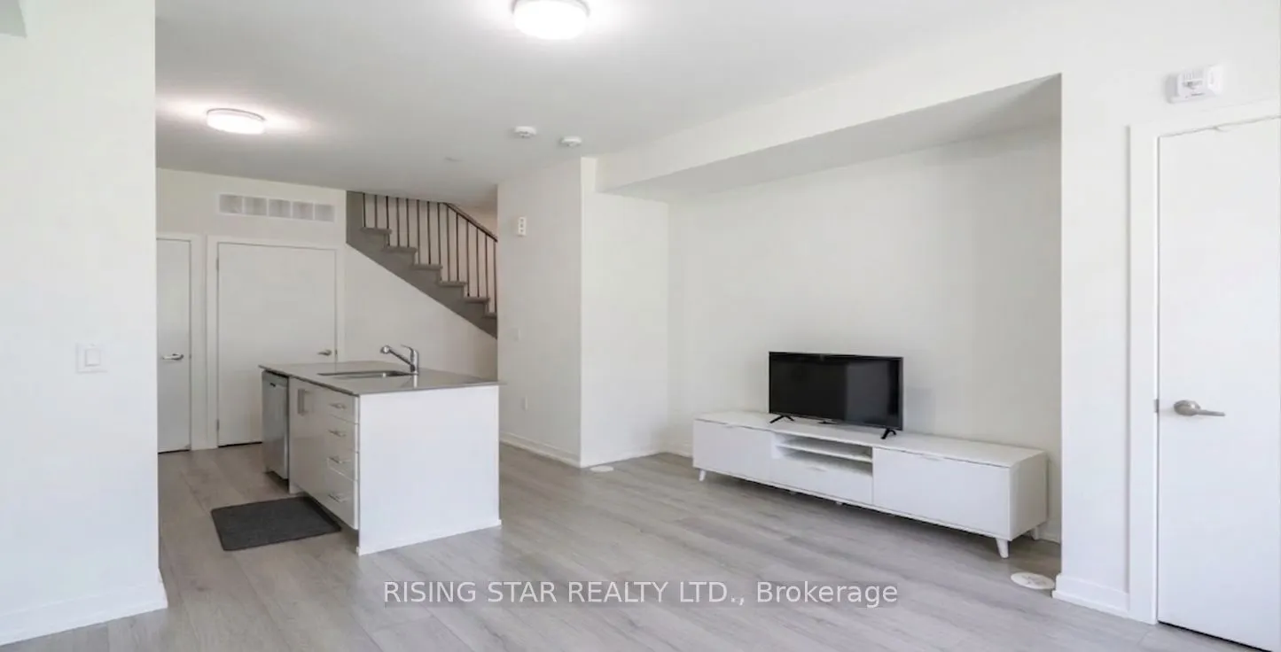 3538 Colonial Drive #12