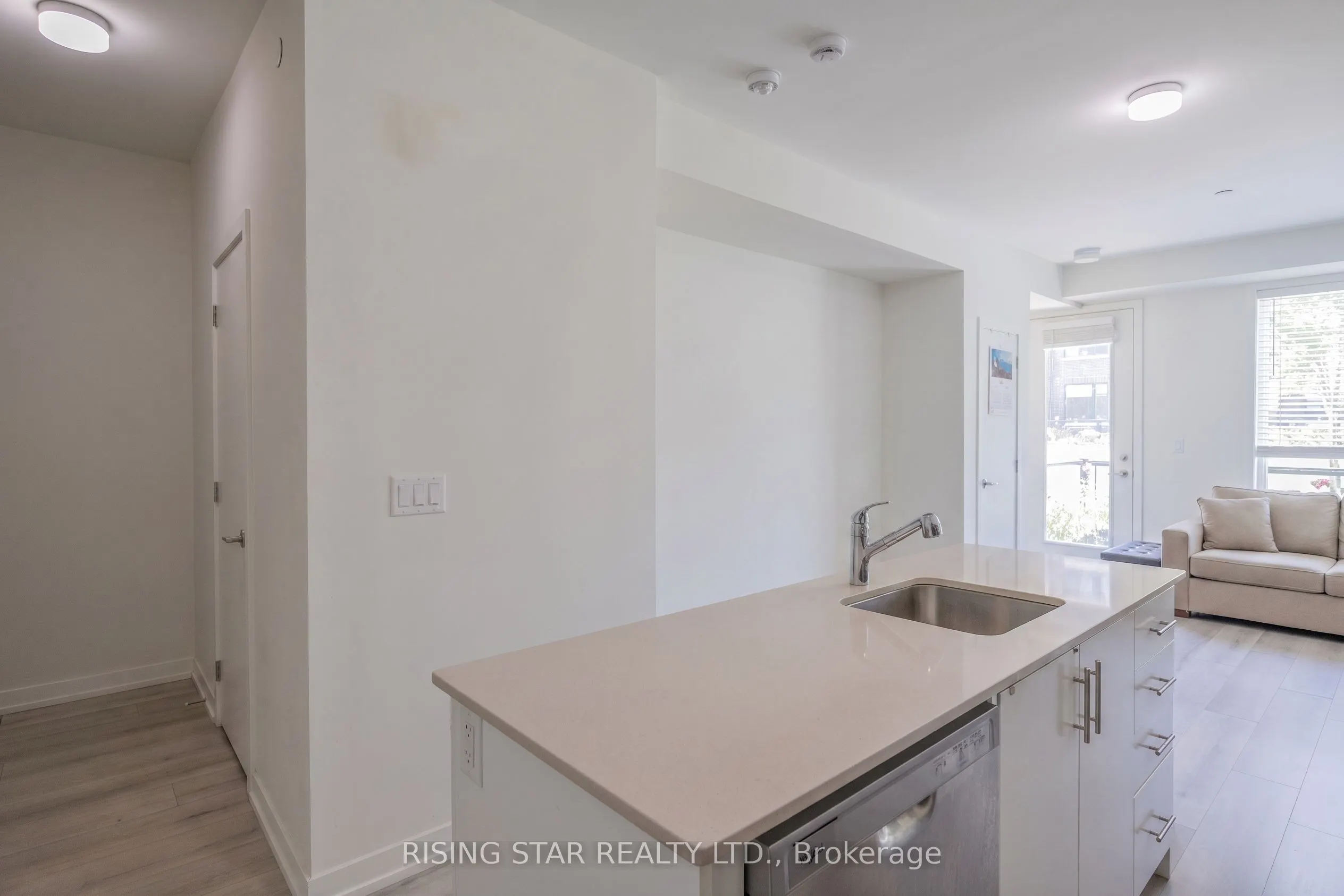3538 Colonial Drive #12