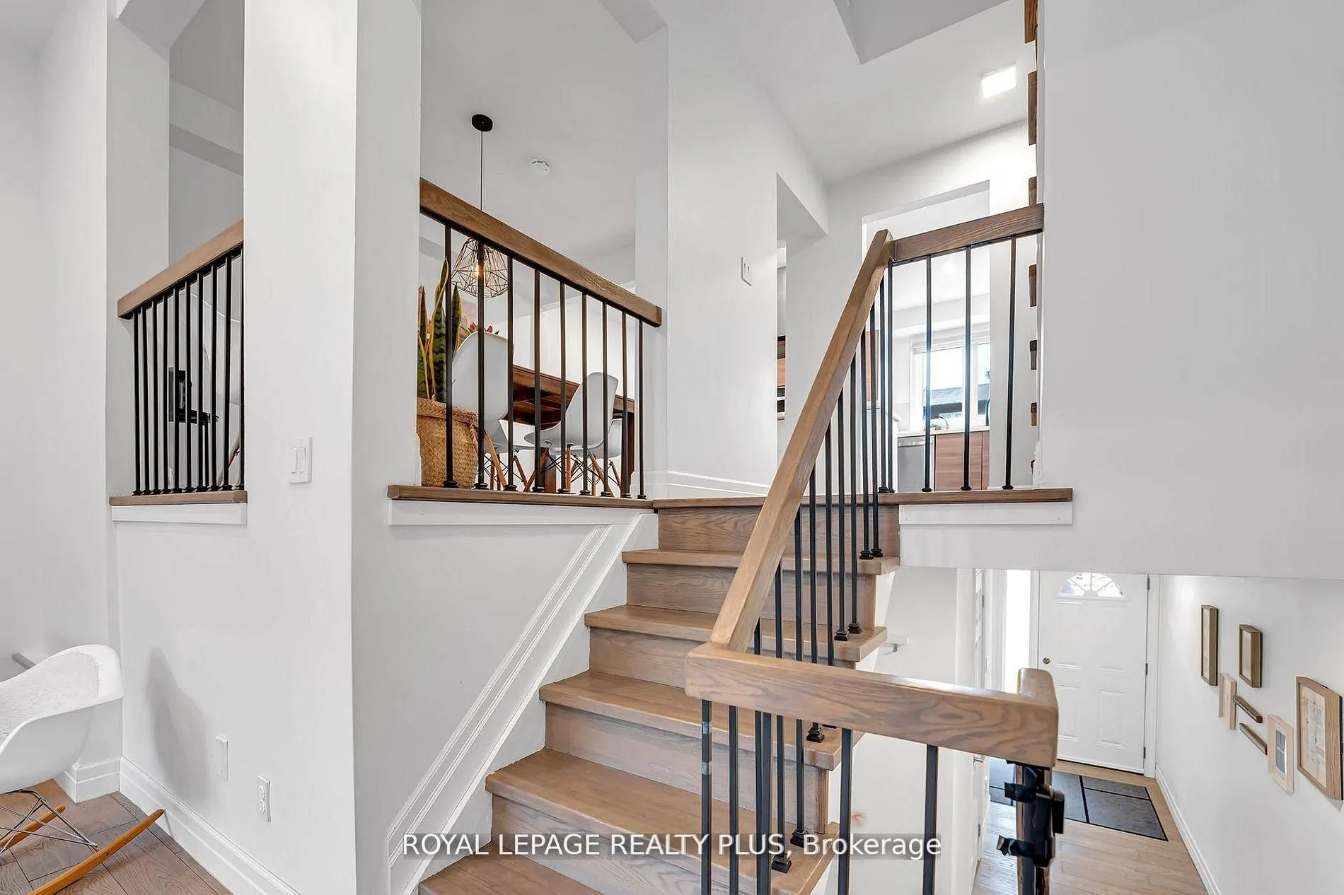 1755 Rathburn Road E #20