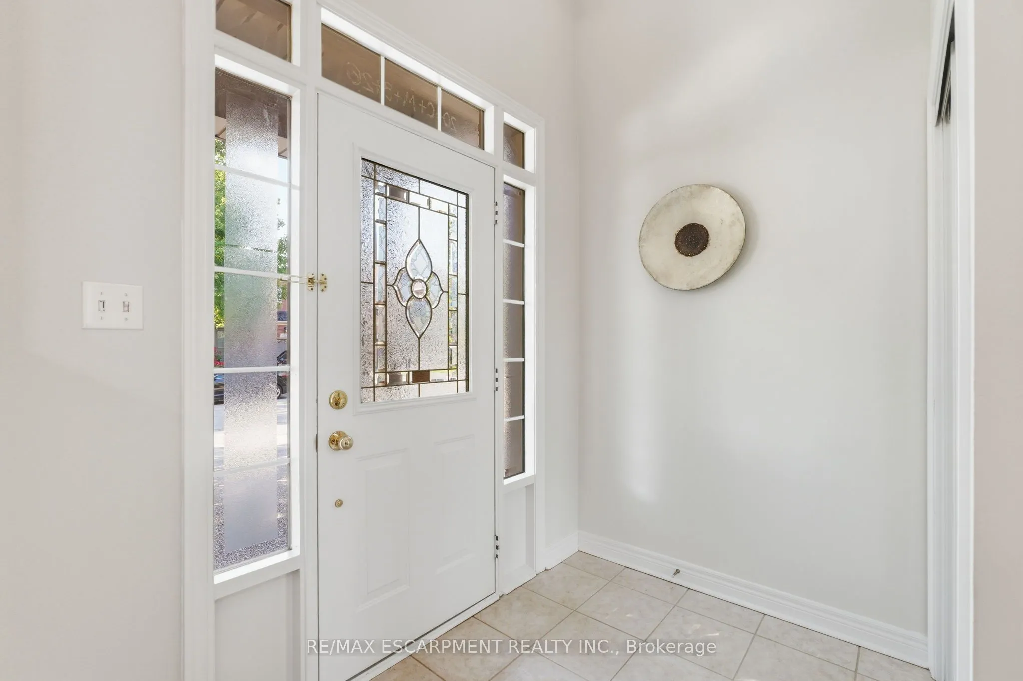 2241 Glazebrook Circle