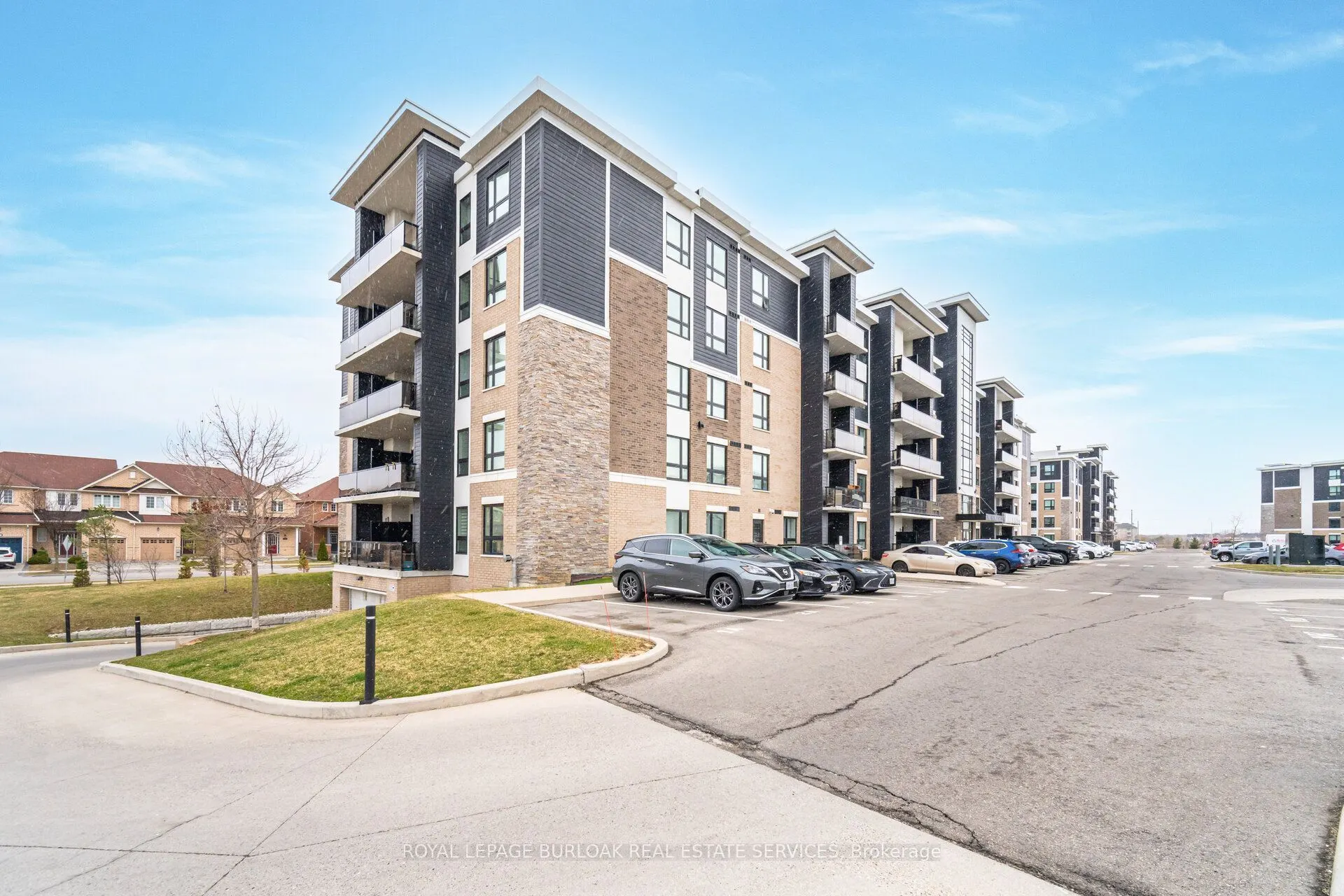 650 Sauve Street #107