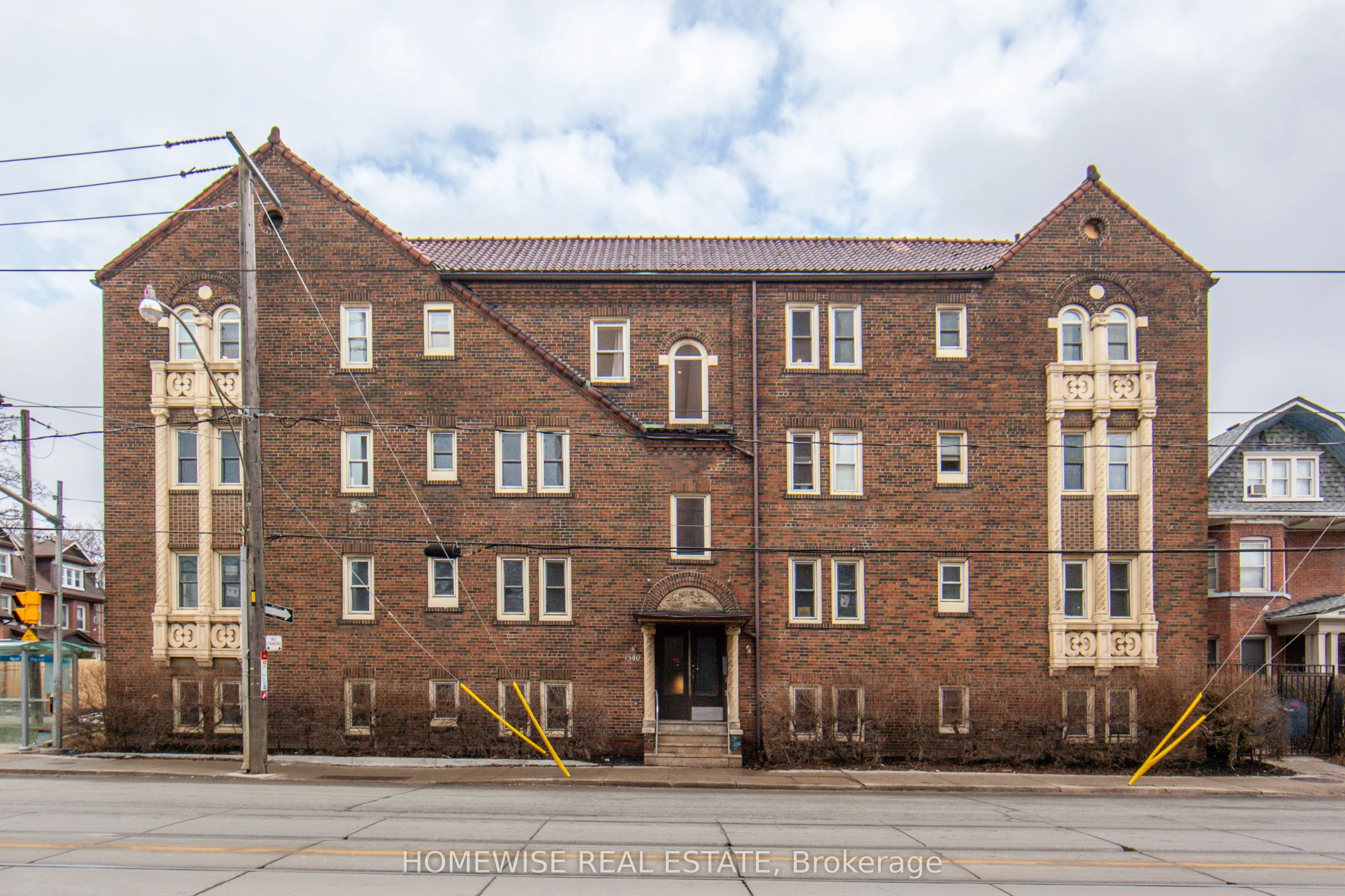1340 King Street W #101