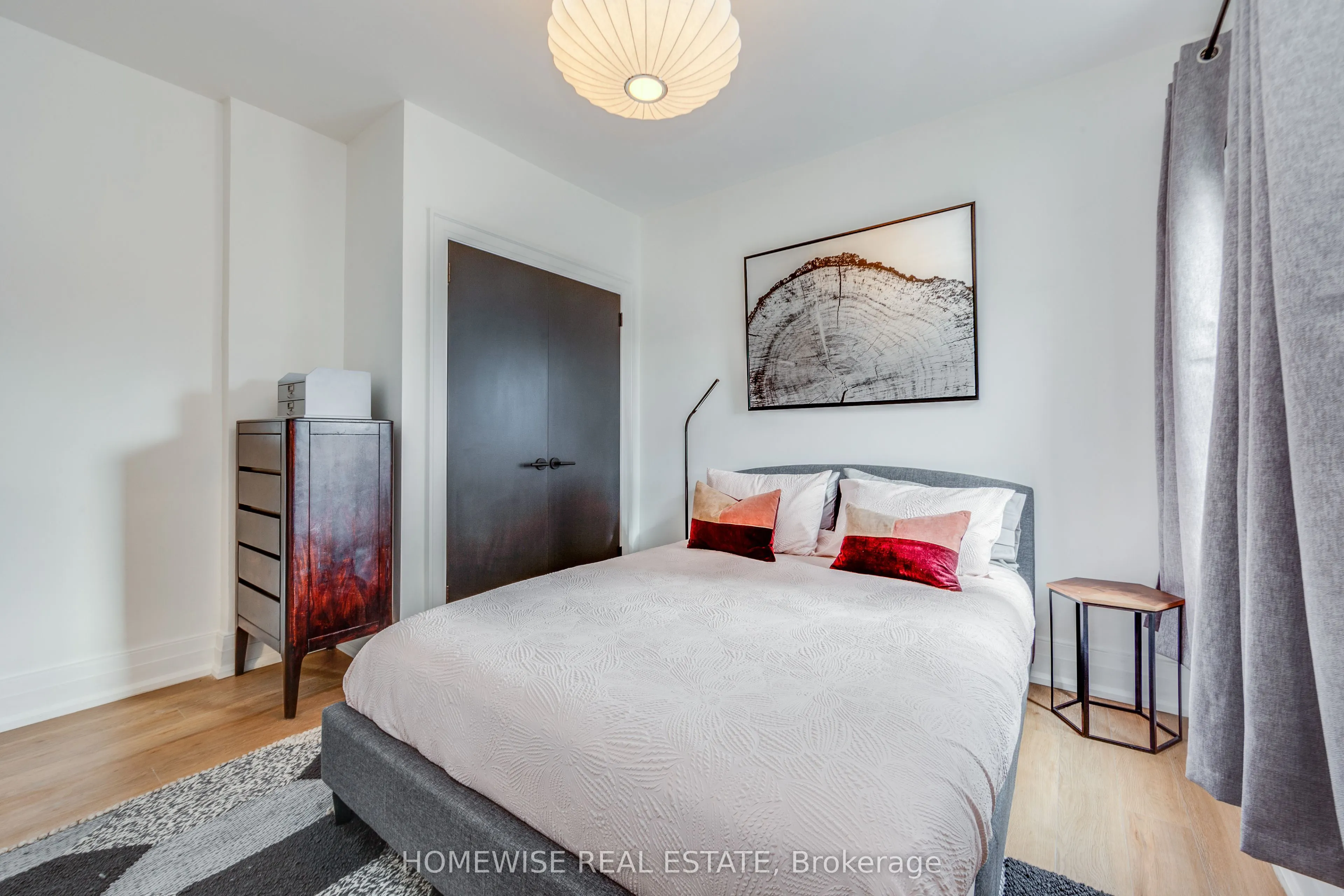 1340 King Street W #101