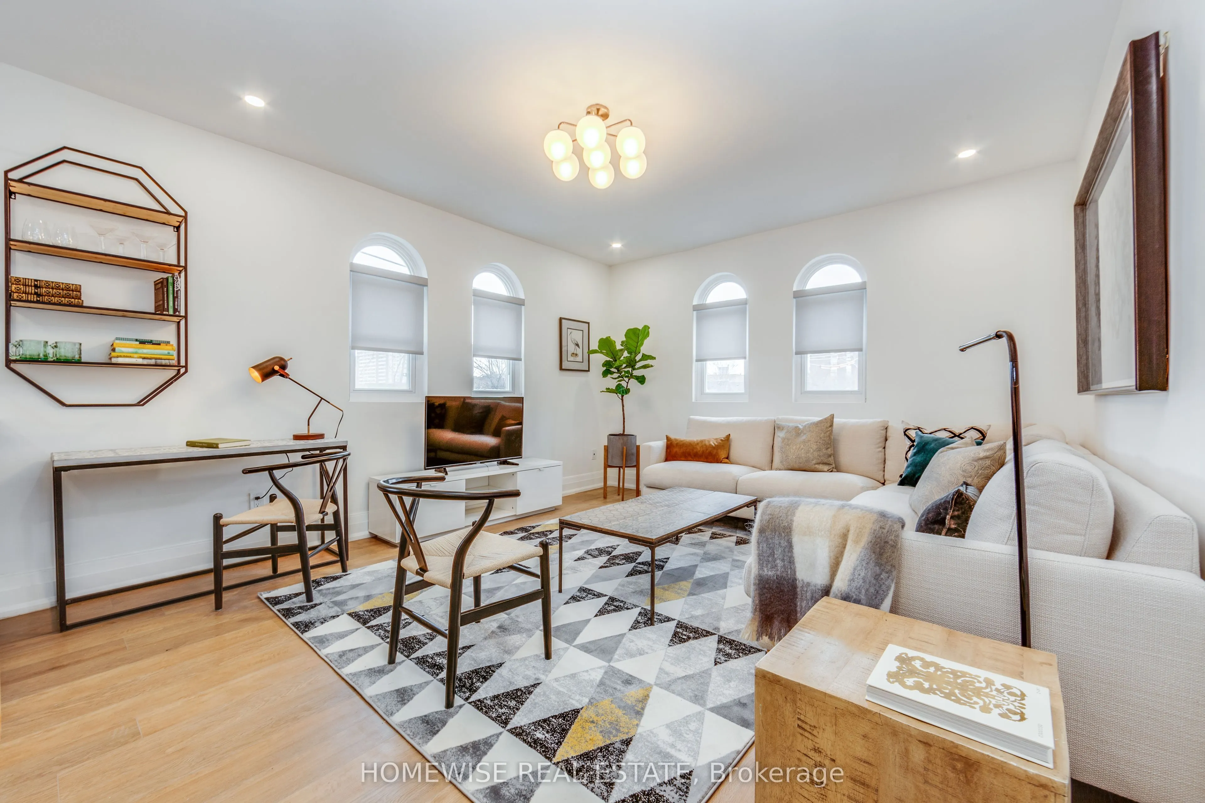 1340 King Street W #101