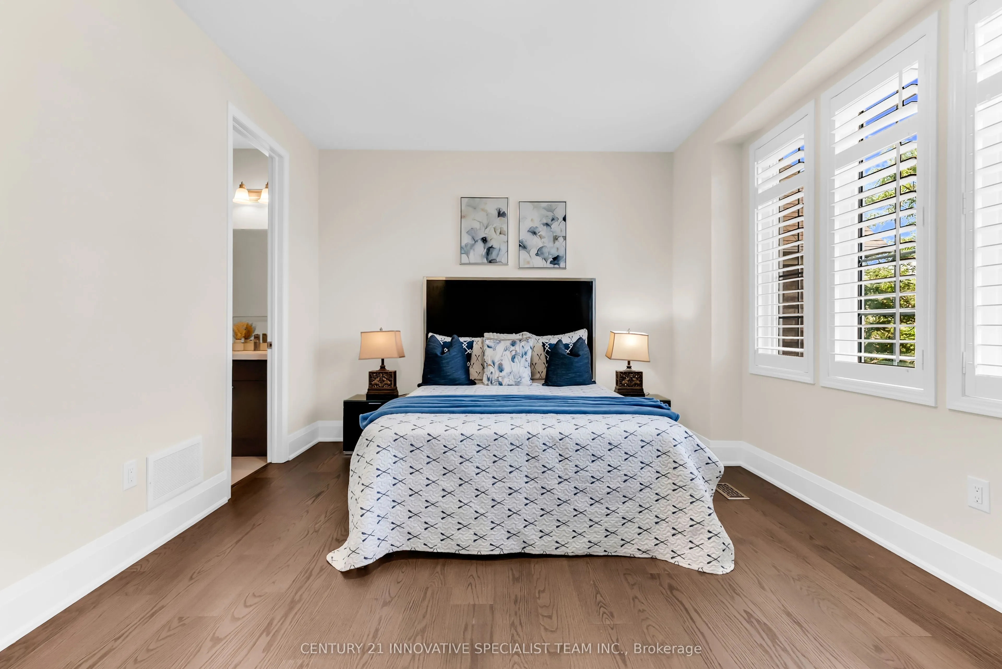 982 Syndenham Lane