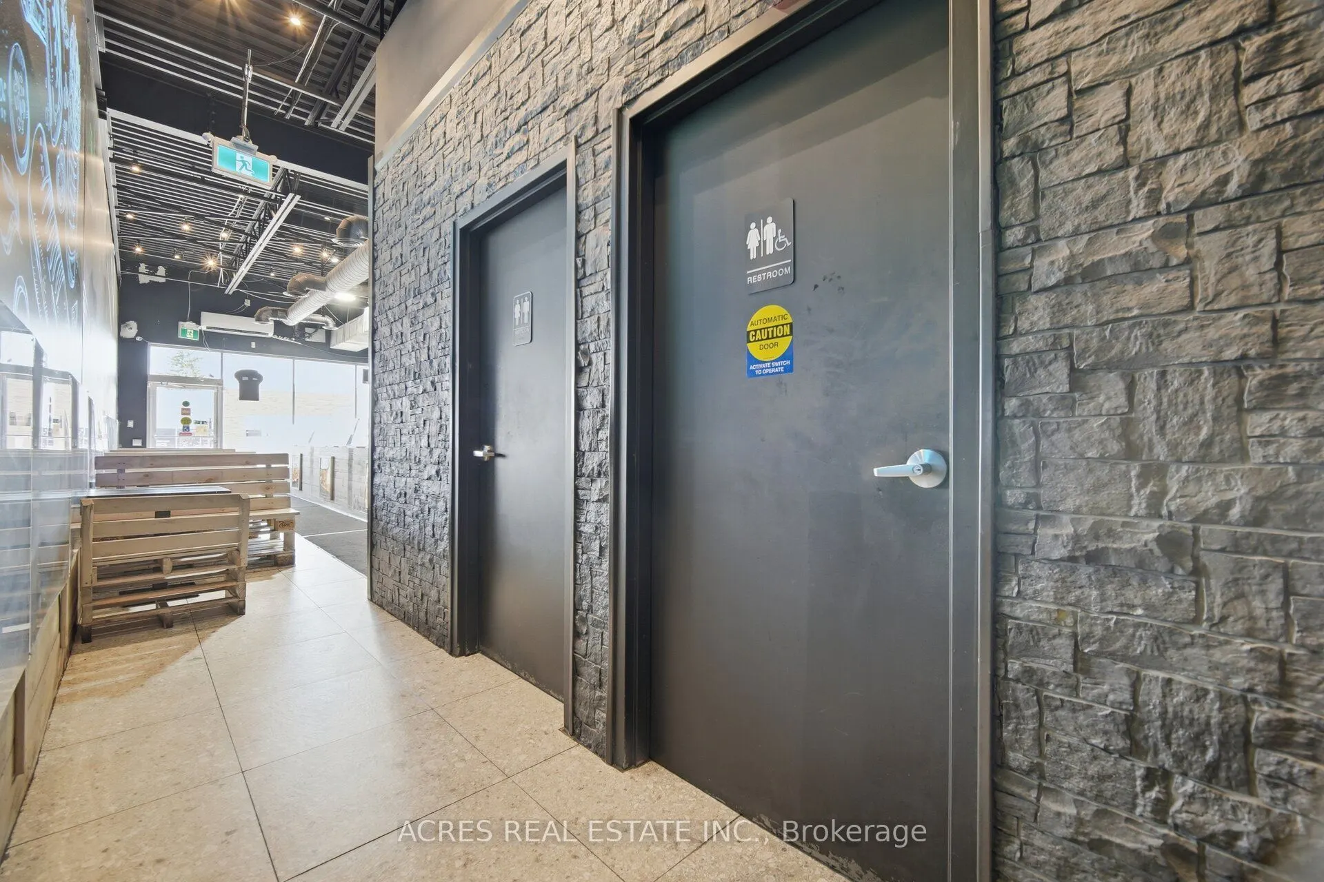 3900 Eglinton Avenue W #45