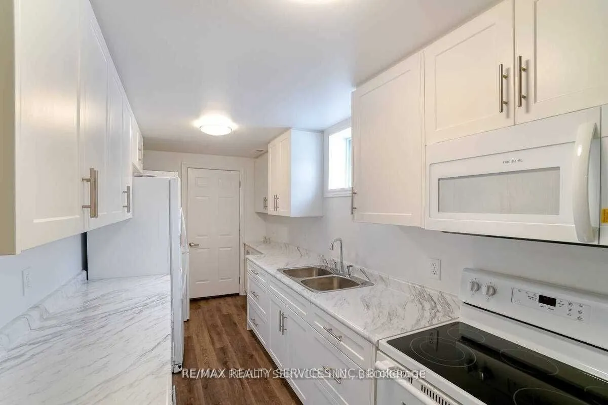 70 Montjoy Crescent
