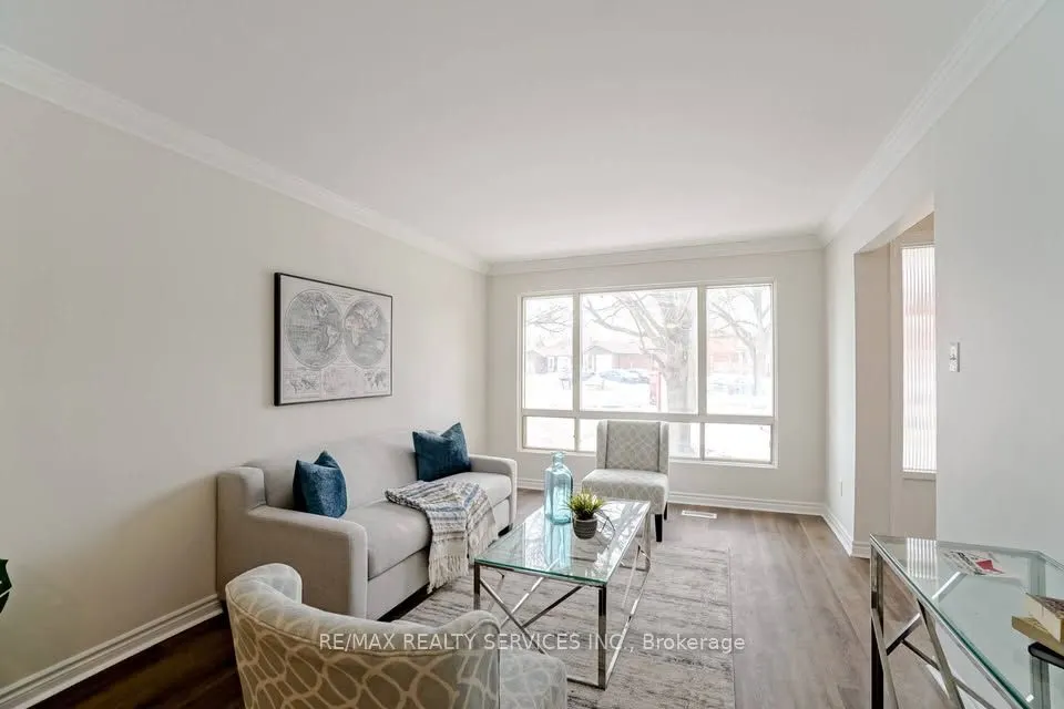 70 Montjoy Crescent