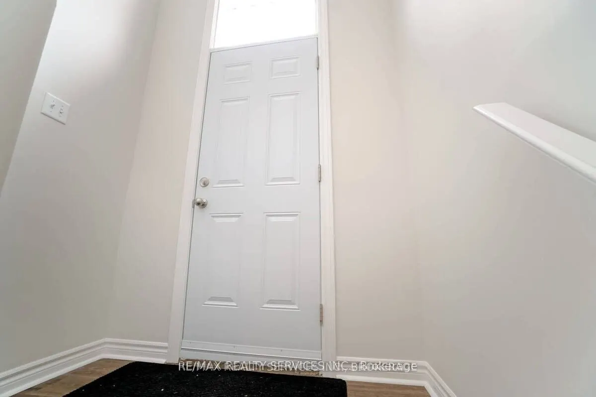 70 Montjoy Crescent