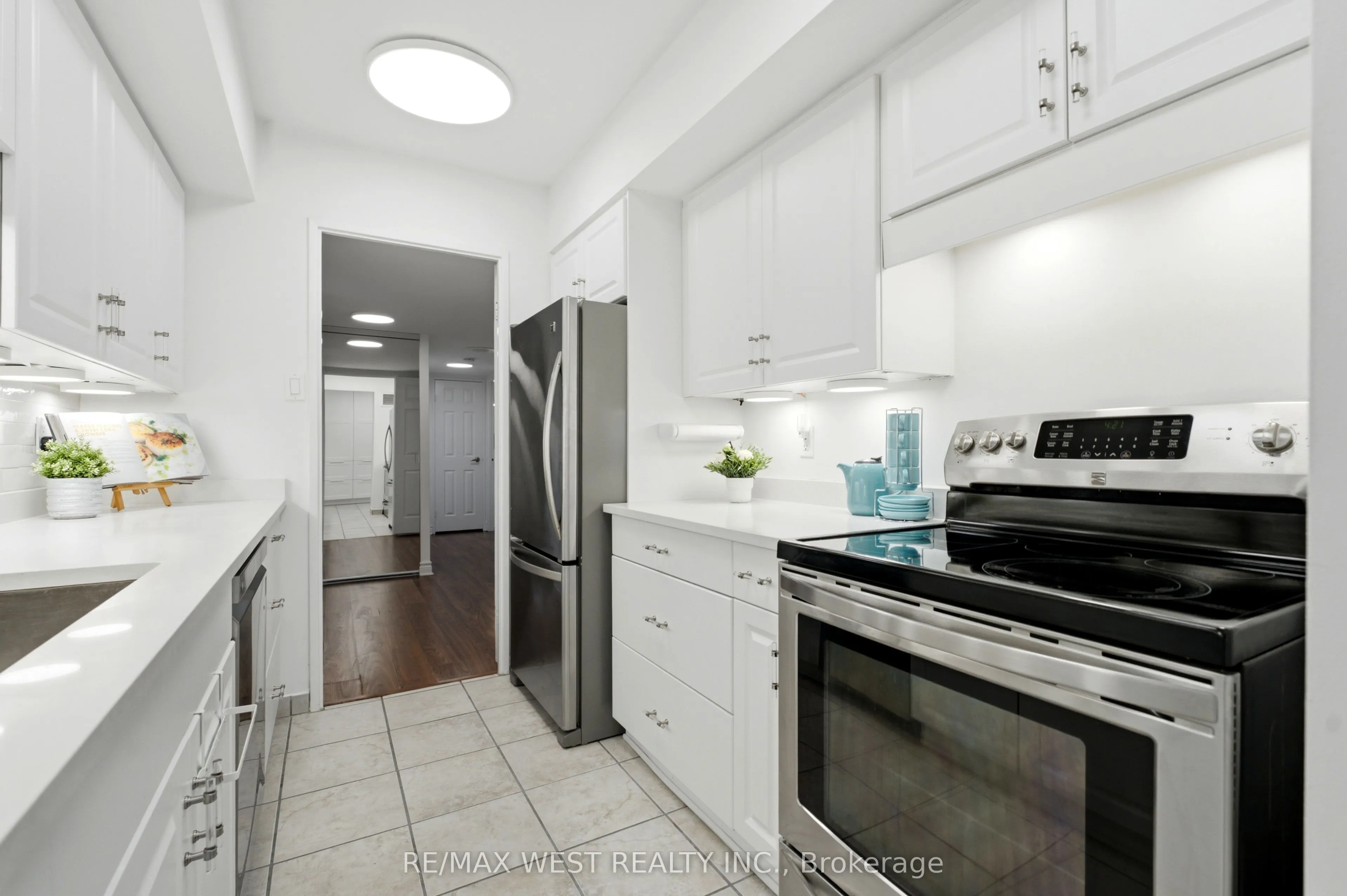 1300 Bloor Street #504