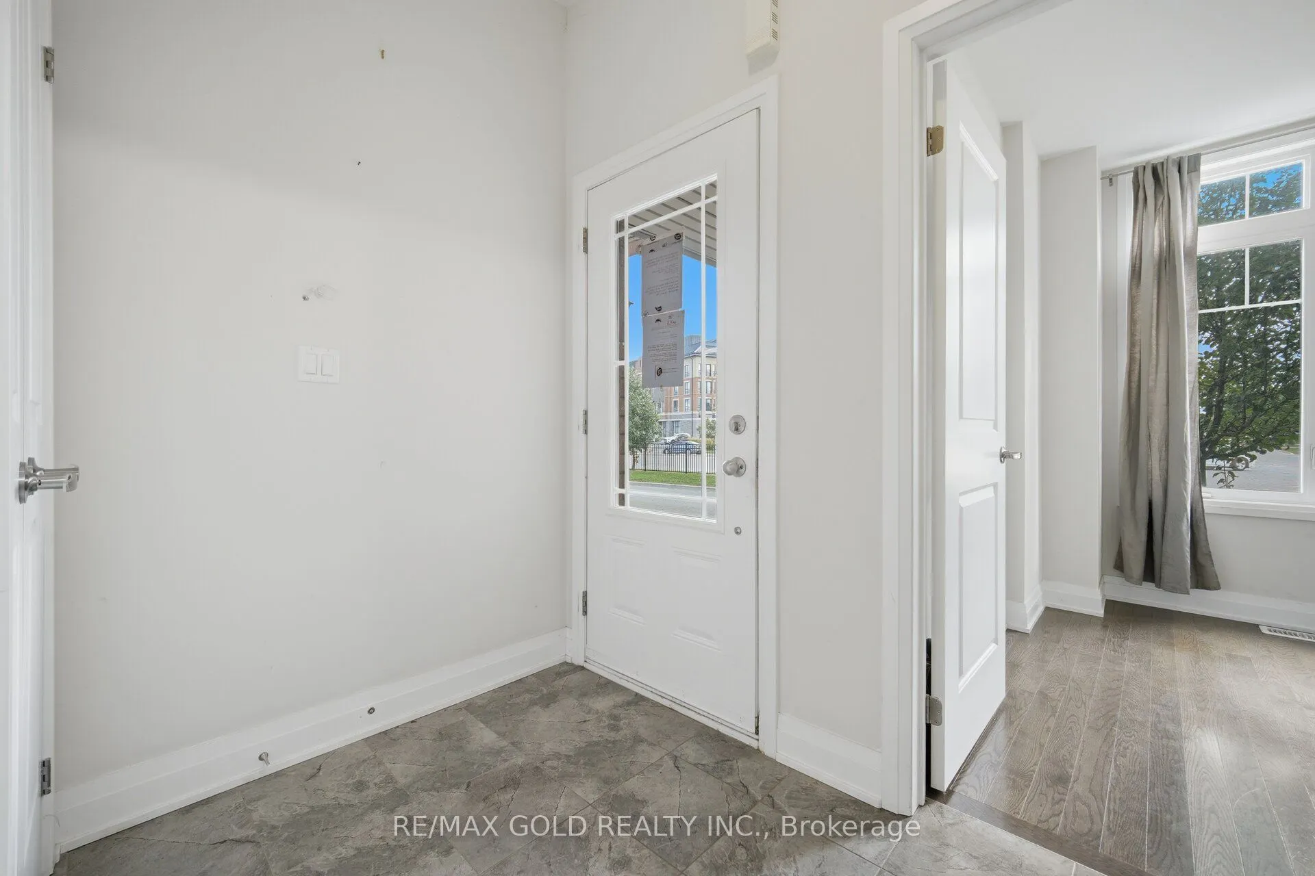 9 Oliana Way