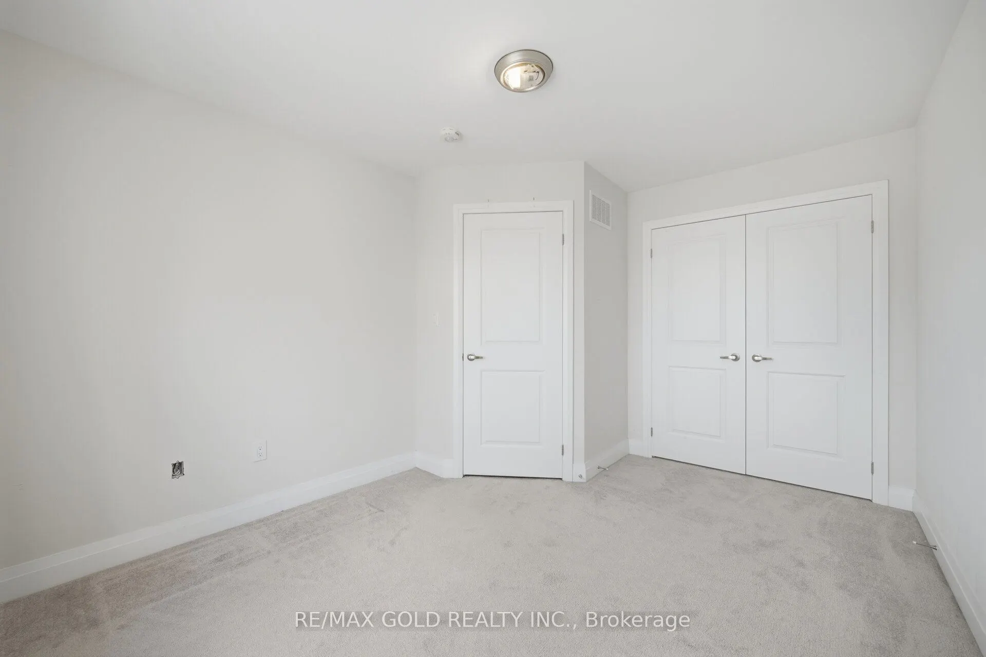 9 Oliana Way