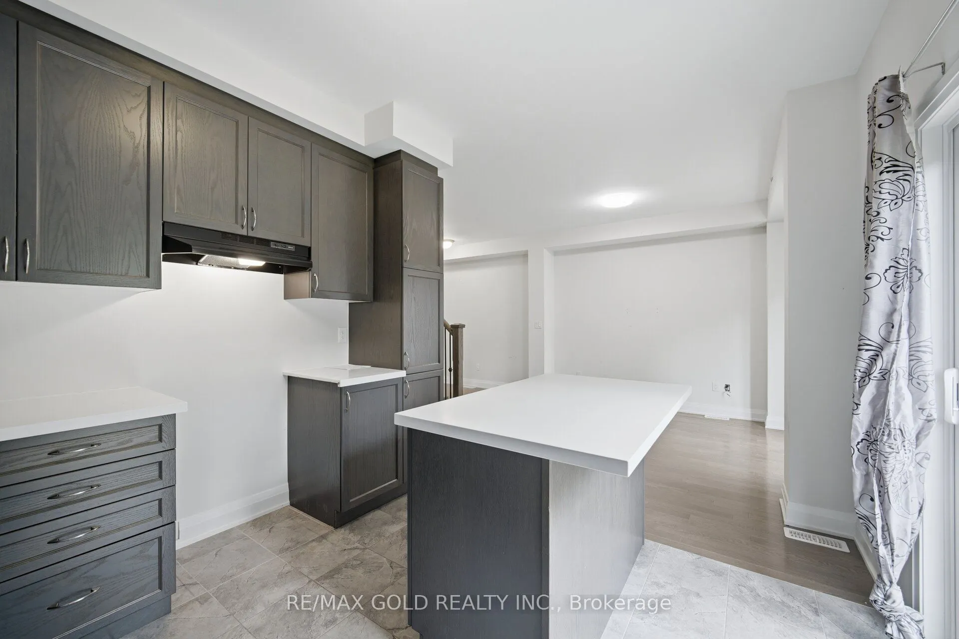 9 Oliana Way