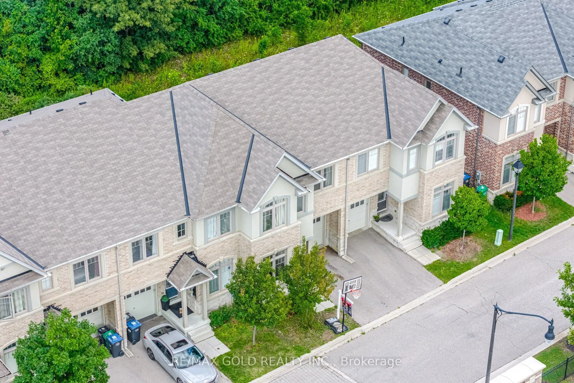 9 Oliana Way