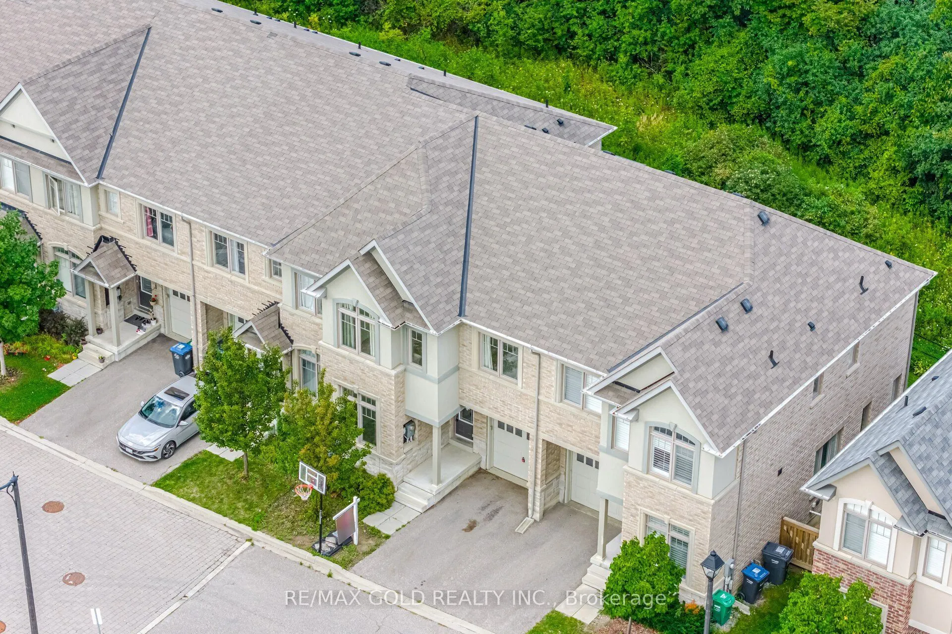 9 Oliana Way