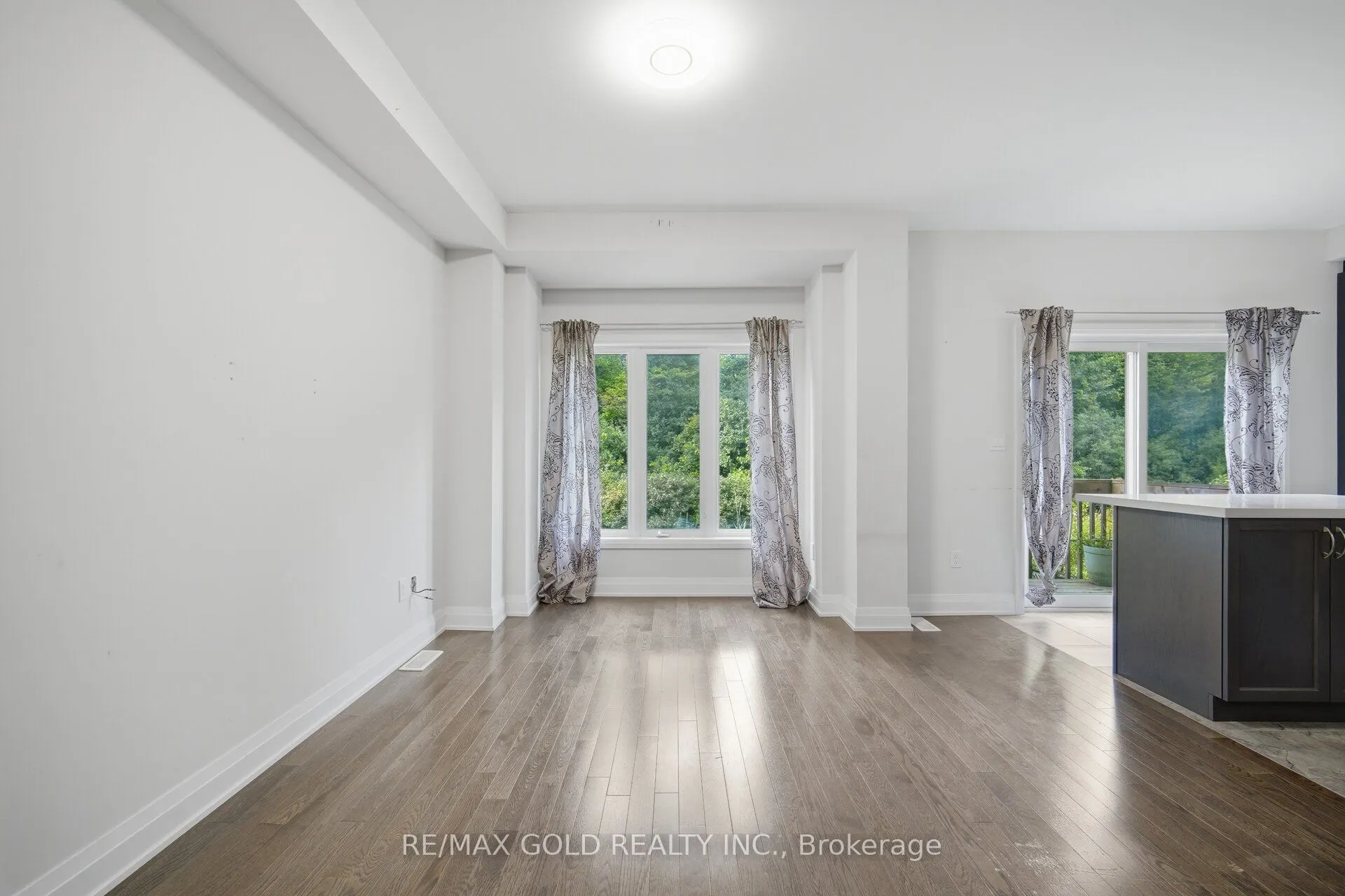 9 Oliana Way