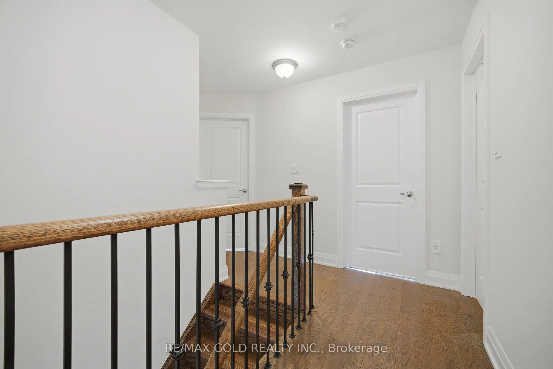 9 Oliana Way