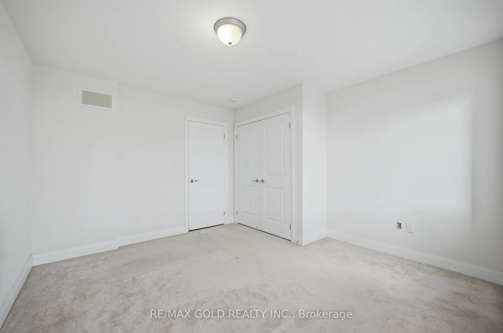 9 Oliana Way