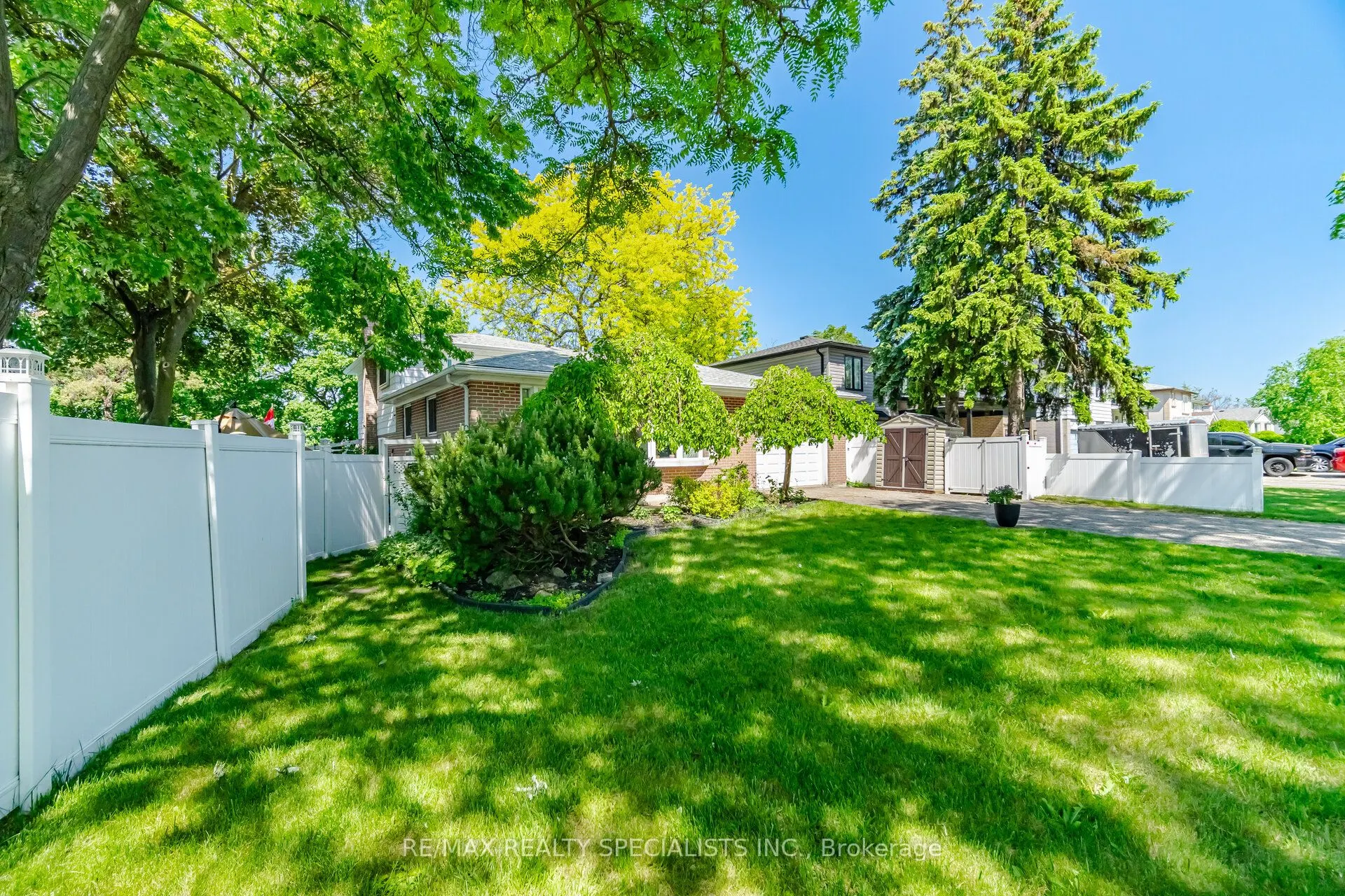 3673 Fieldgate Drive