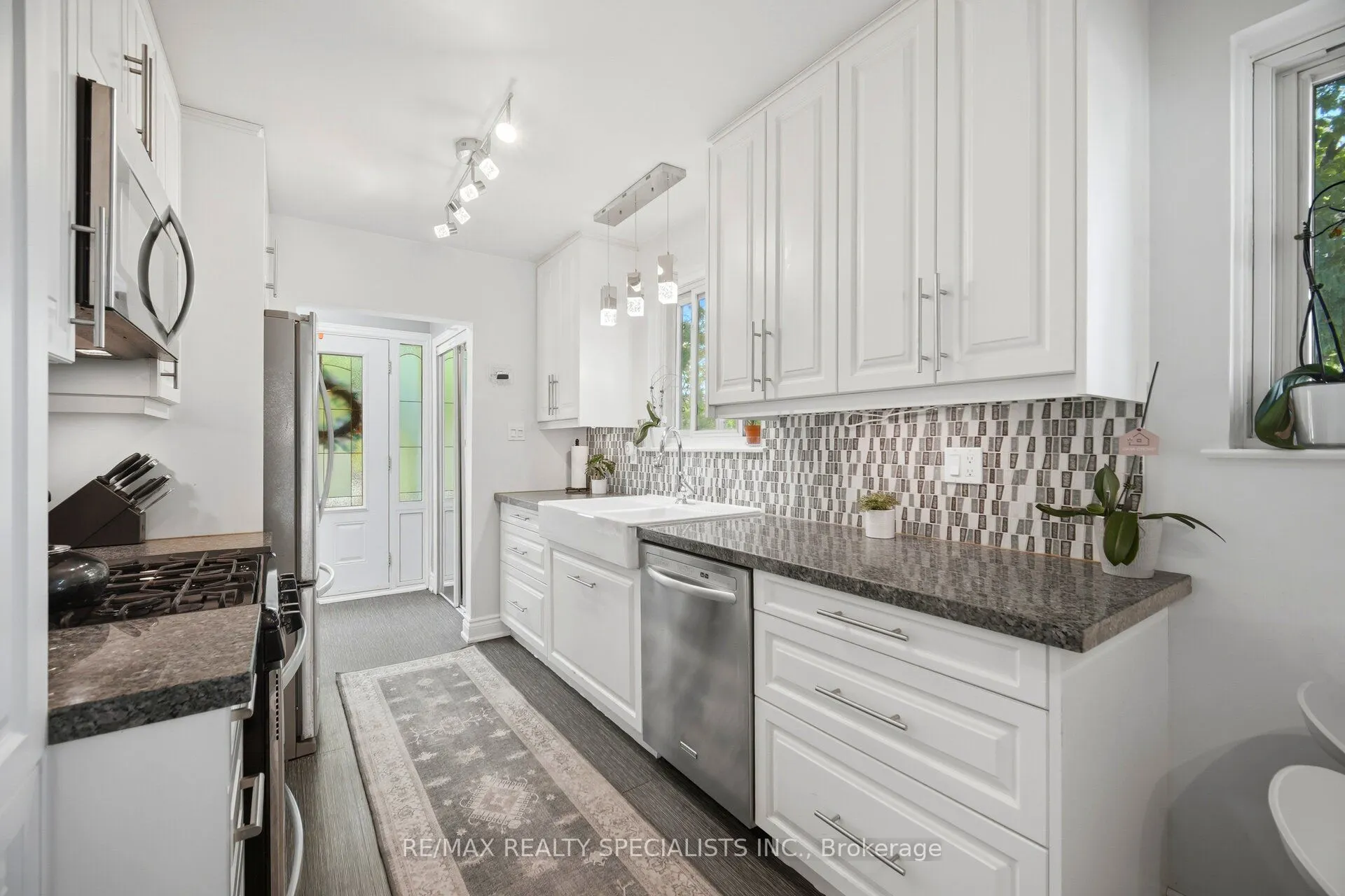 3673 Fieldgate Drive