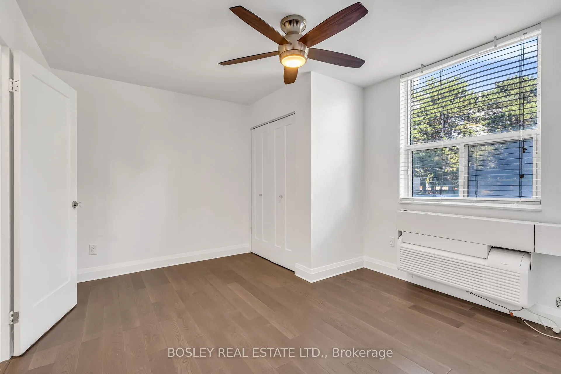 966 Inverhouse Drive #112
