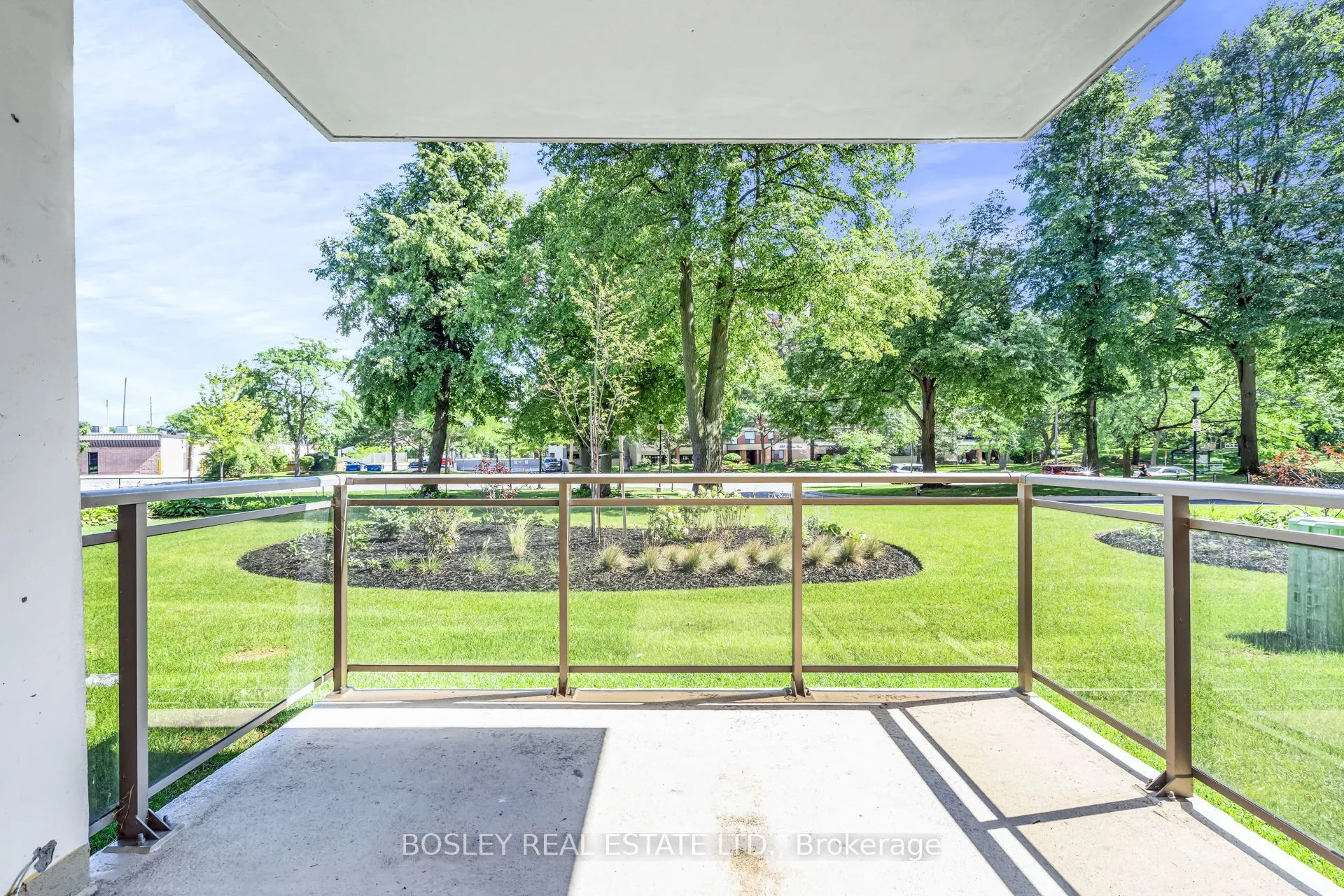 966 Inverhouse Drive #112