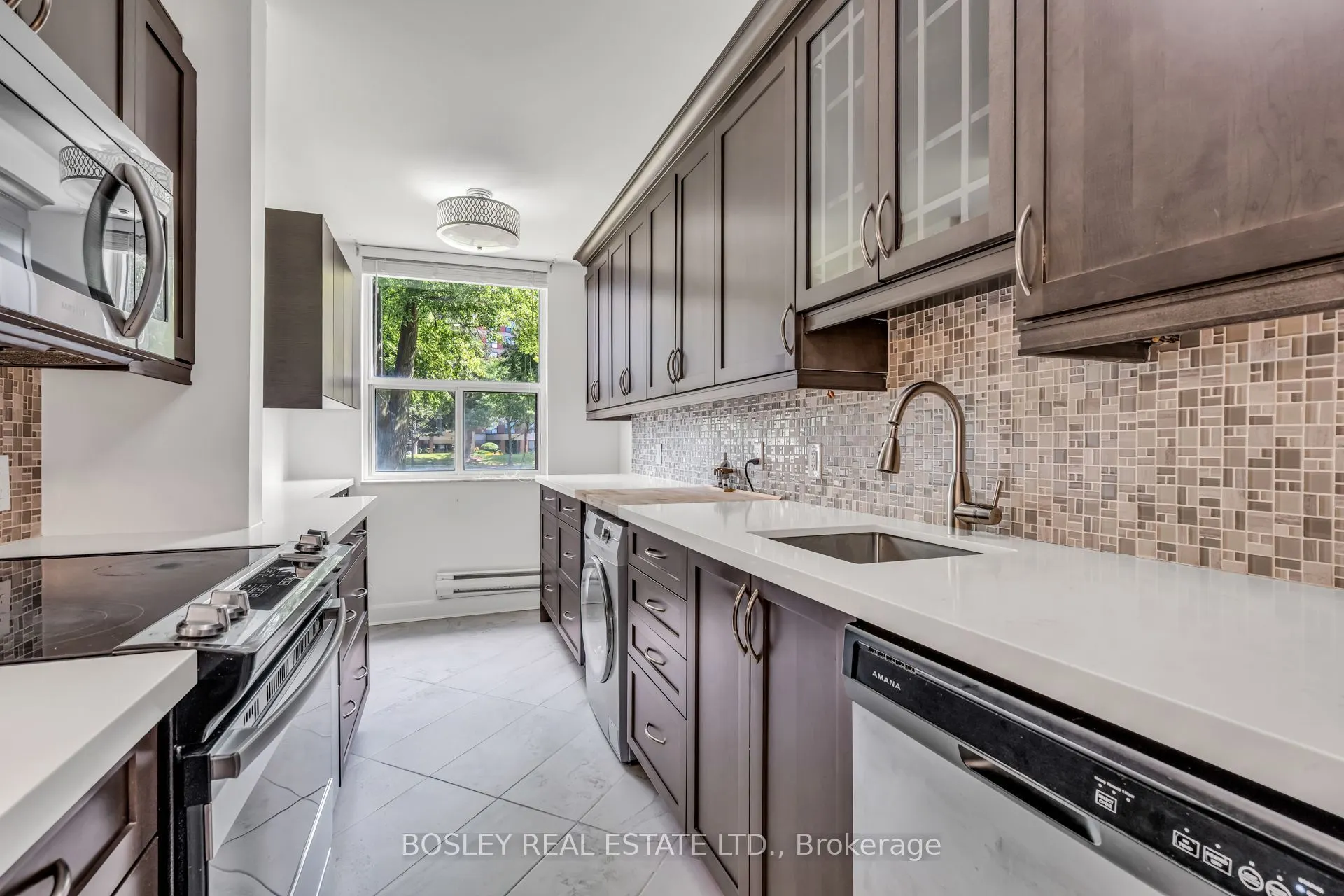 966 Inverhouse Drive #112