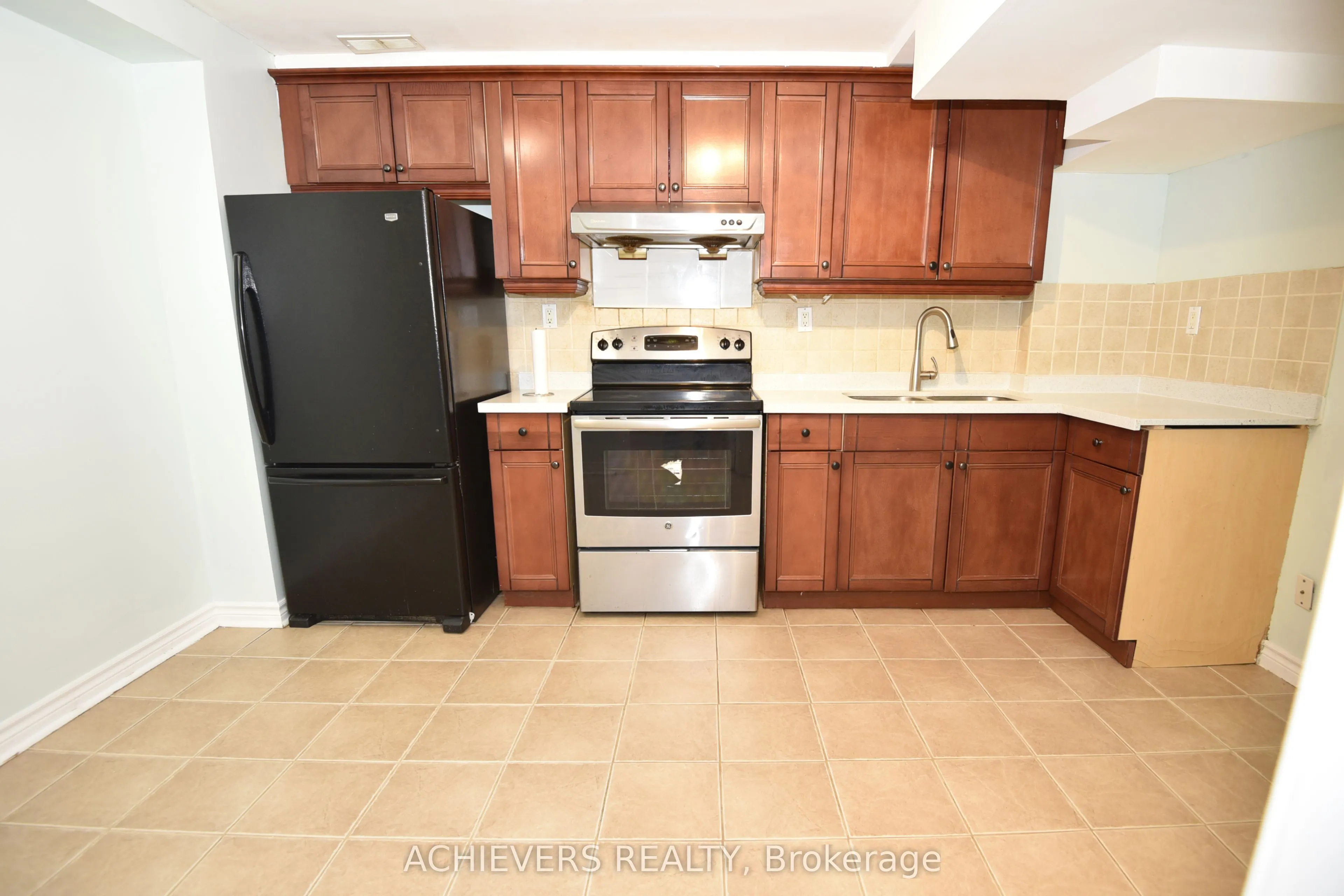 521 Navigator Drive