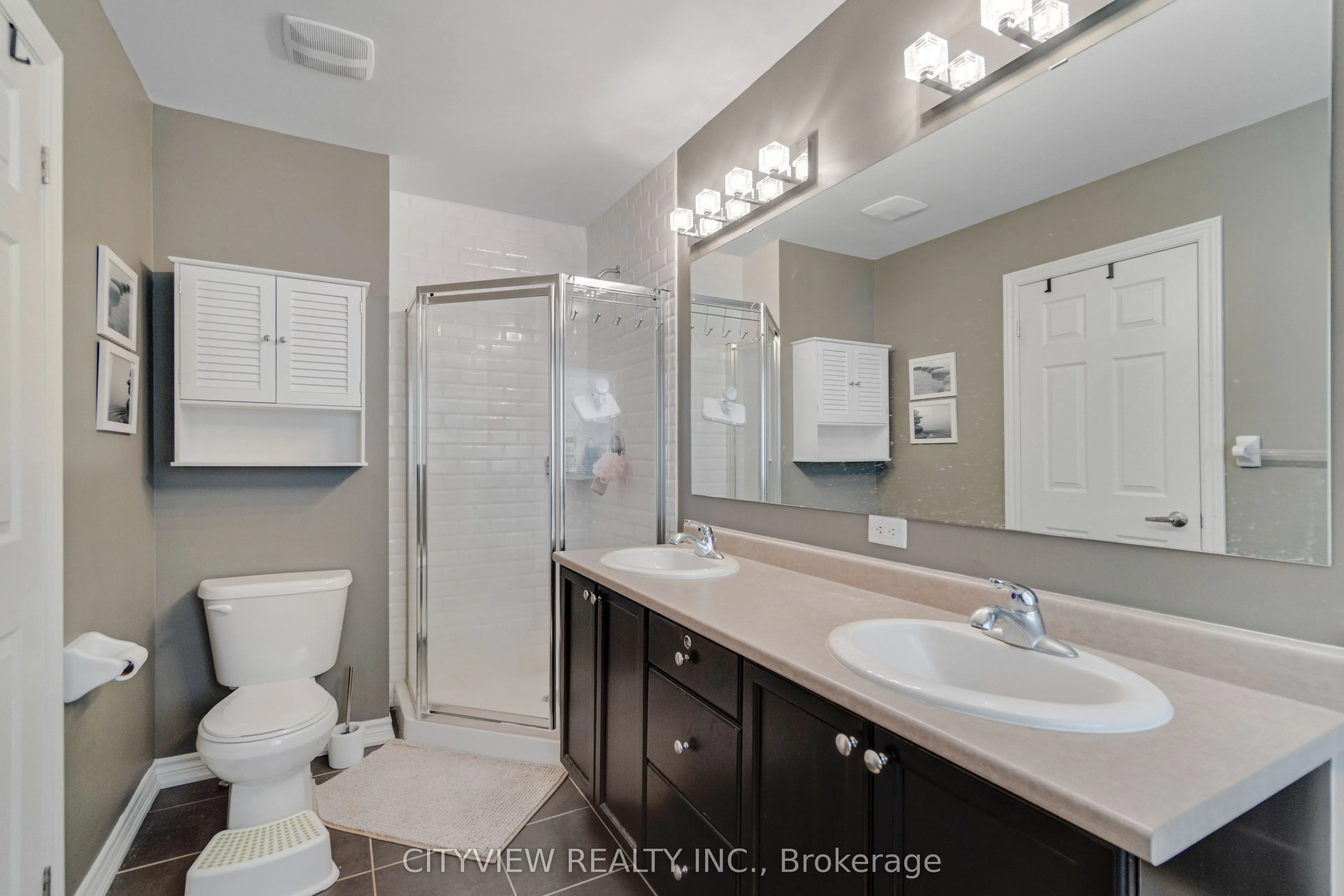 3170 Boxford Crescent #5