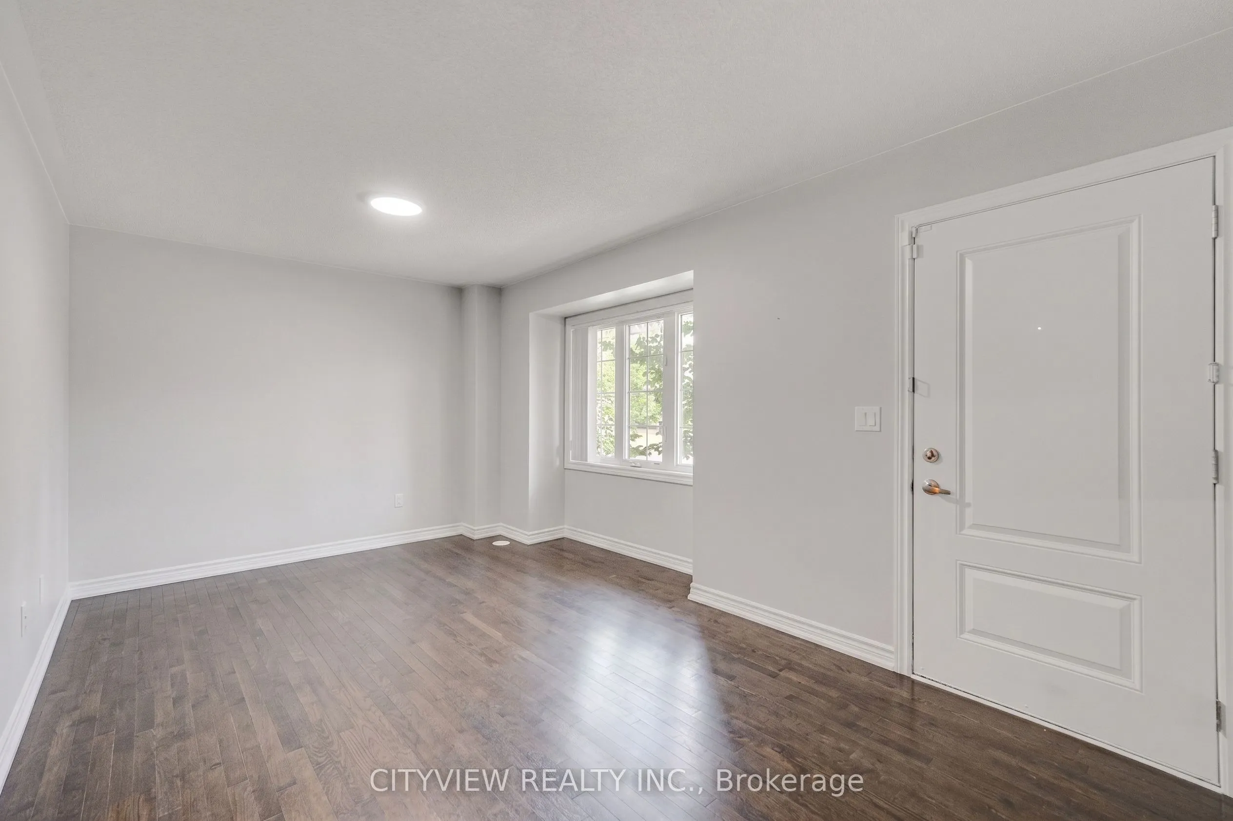 3170 Boxford Crescent #5