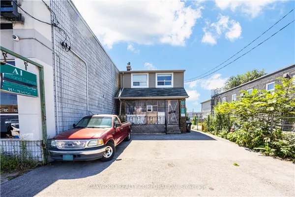 2449 ST CLAIR Avenue W
