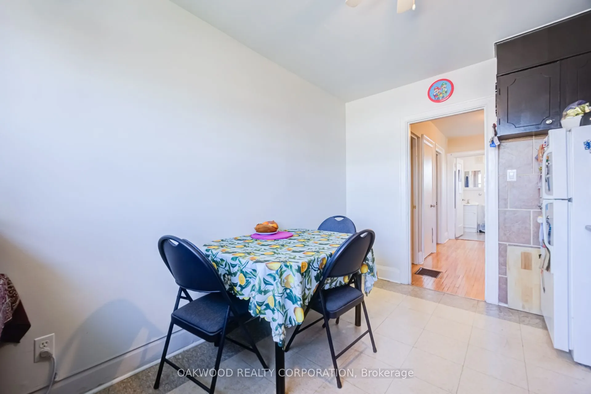 2449 ST CLAIR Avenue W