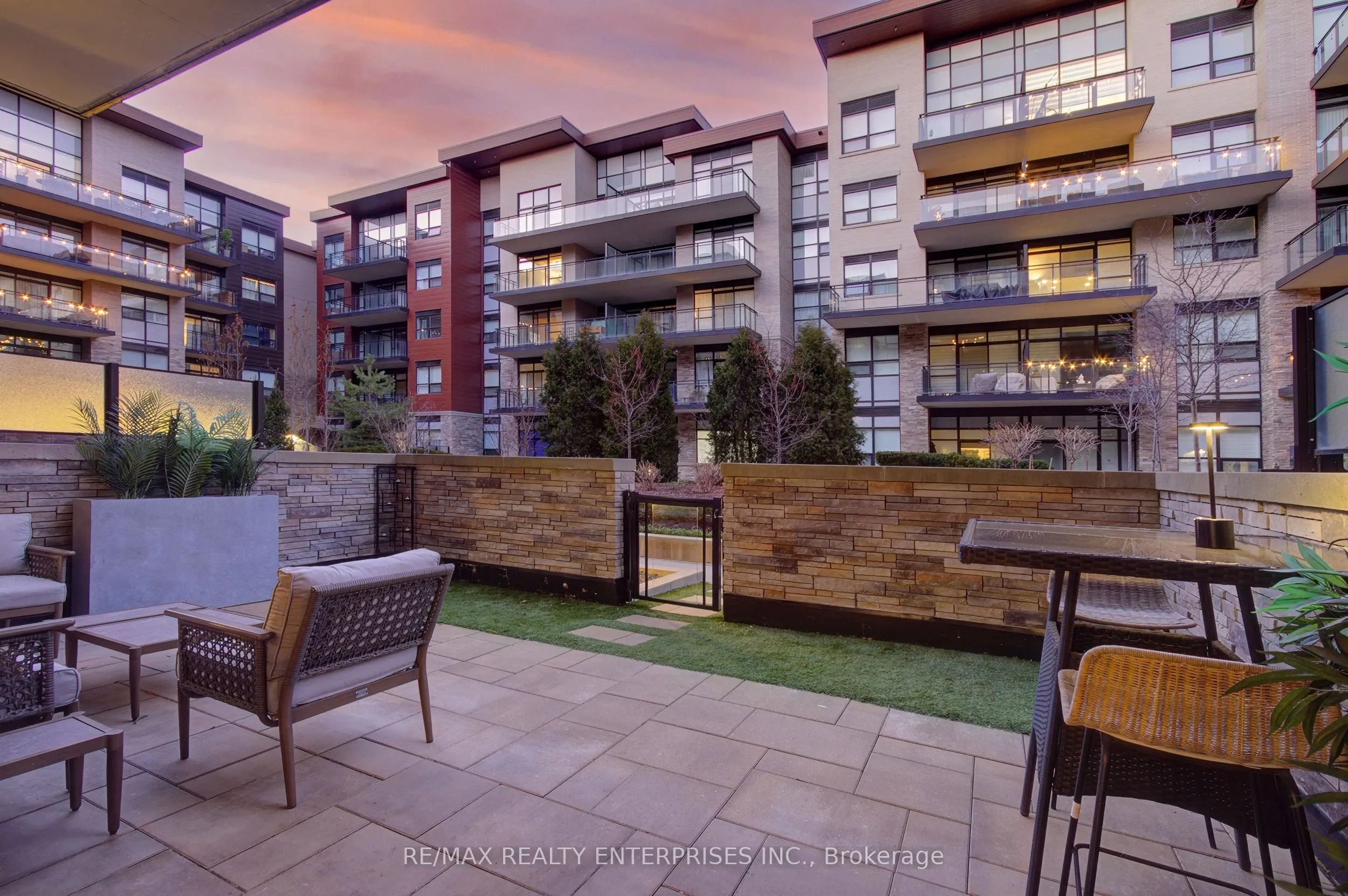 1575 Lakeshore Road W #GR45