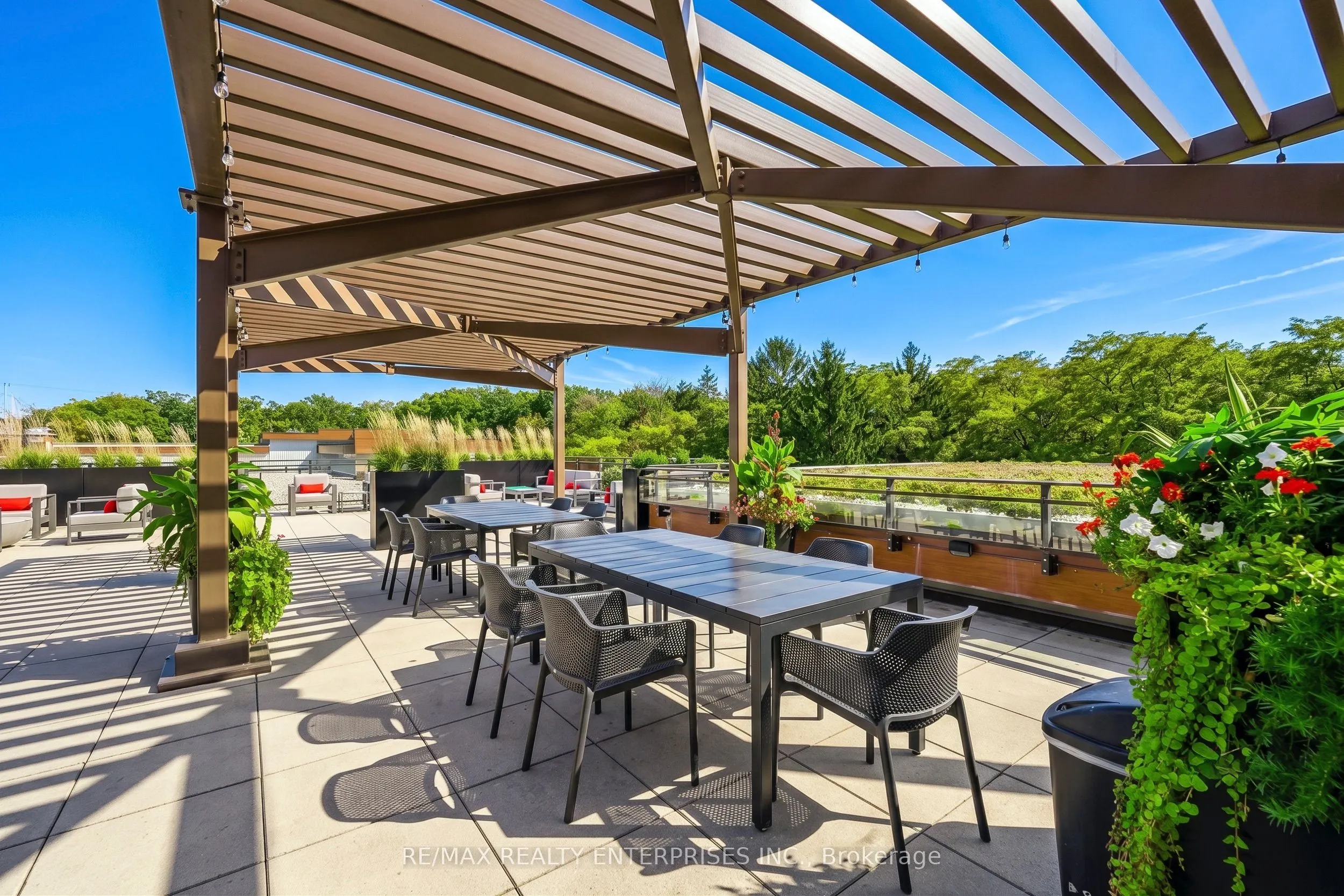 1575 Lakeshore Road W #GR45