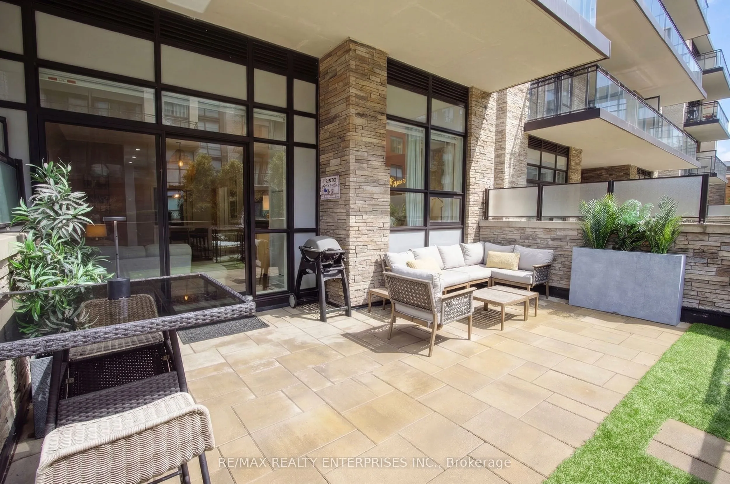 1575 Lakeshore Road W #GR45