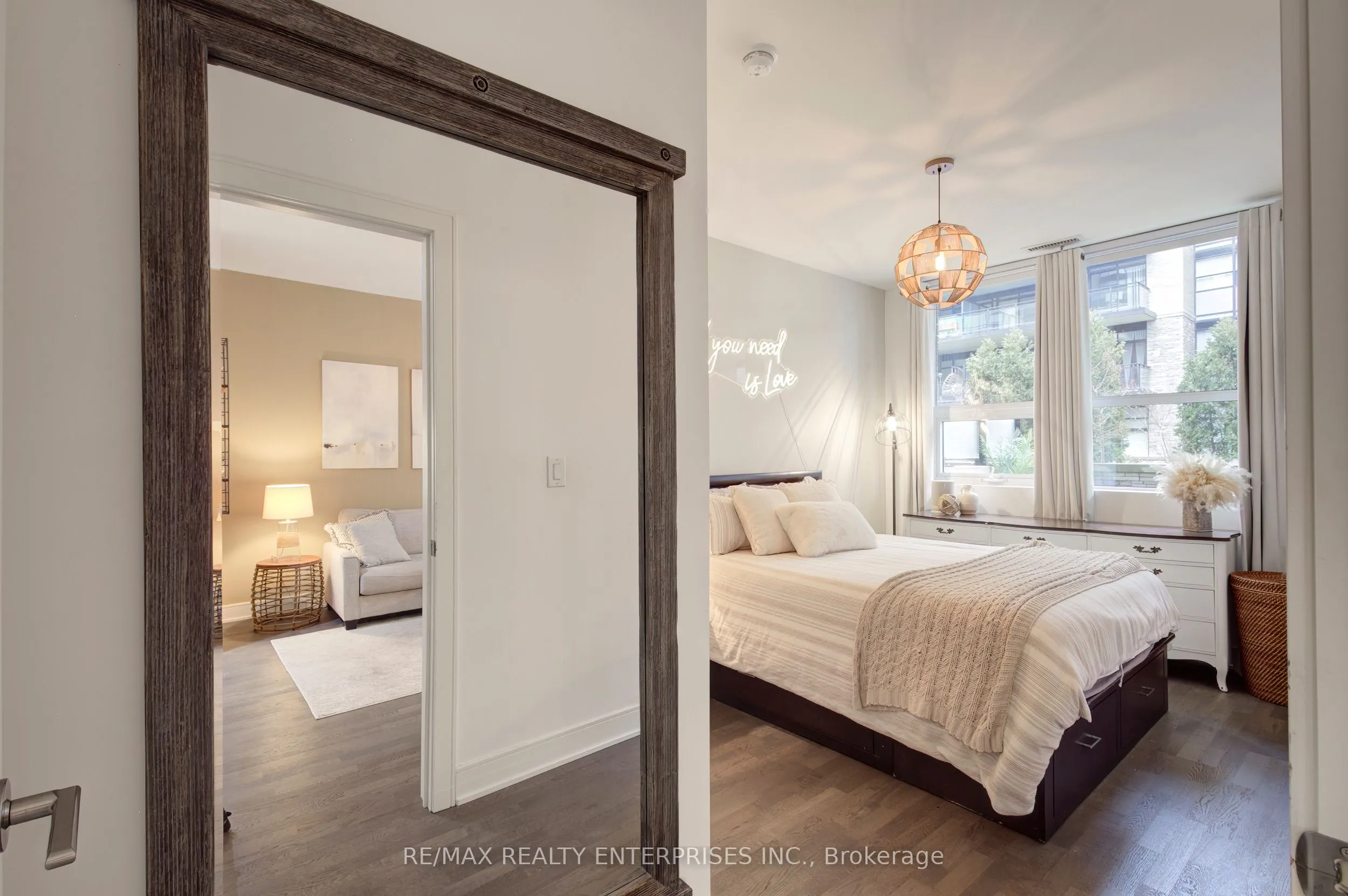 1575 Lakeshore Road W #GR45