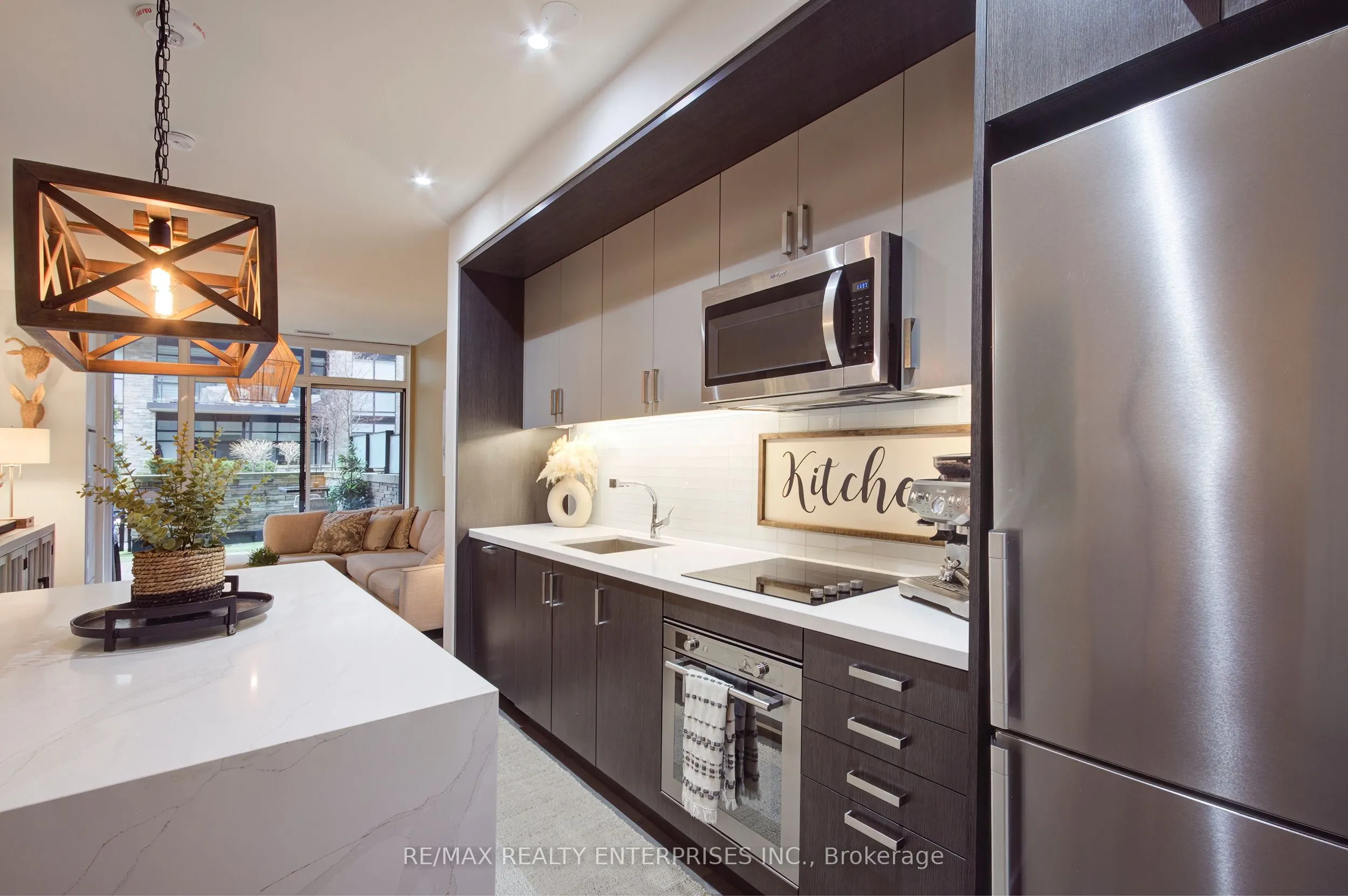1575 Lakeshore Road W #GR45